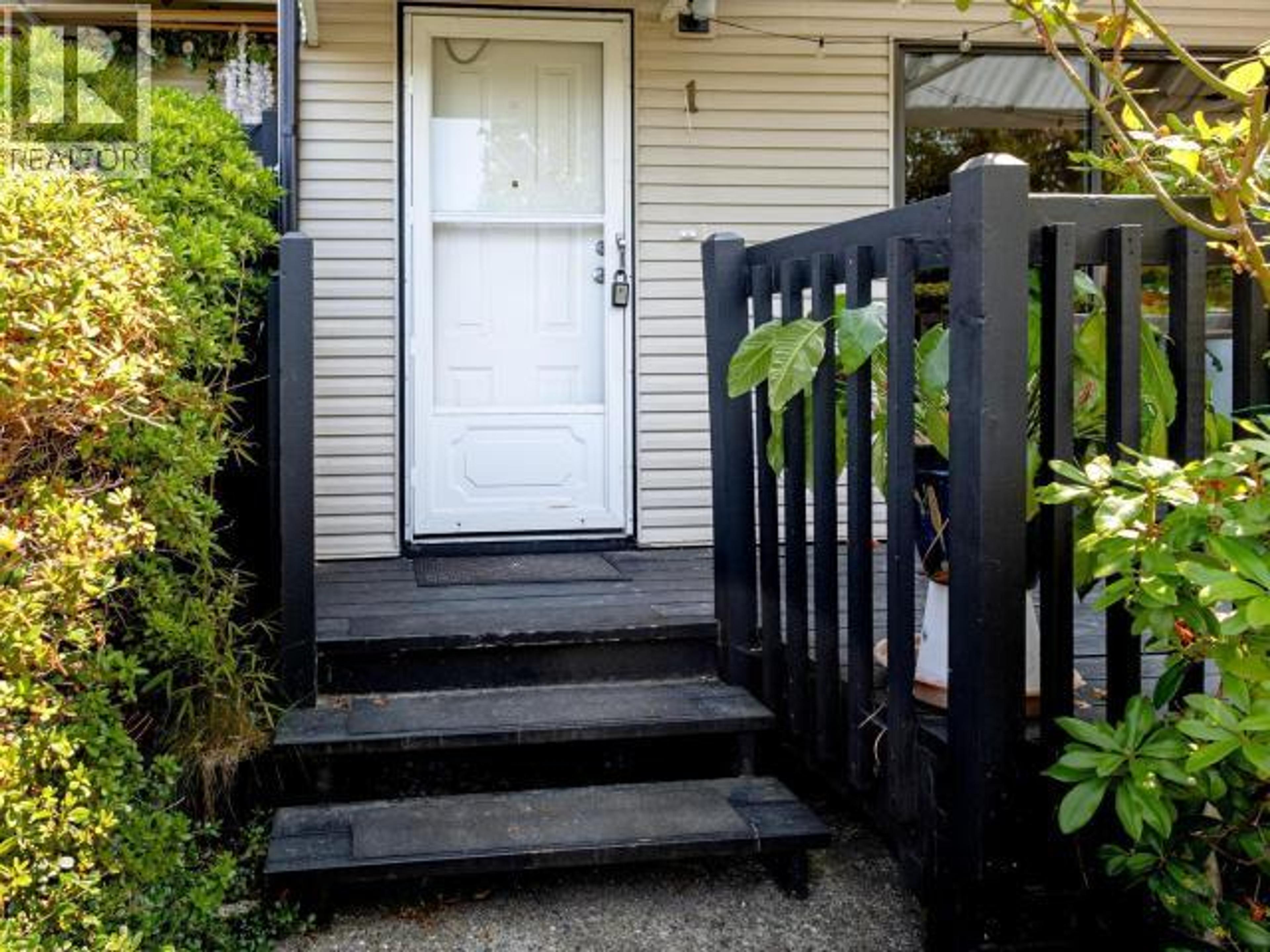 #1 4651 HARVIE AVE - 7