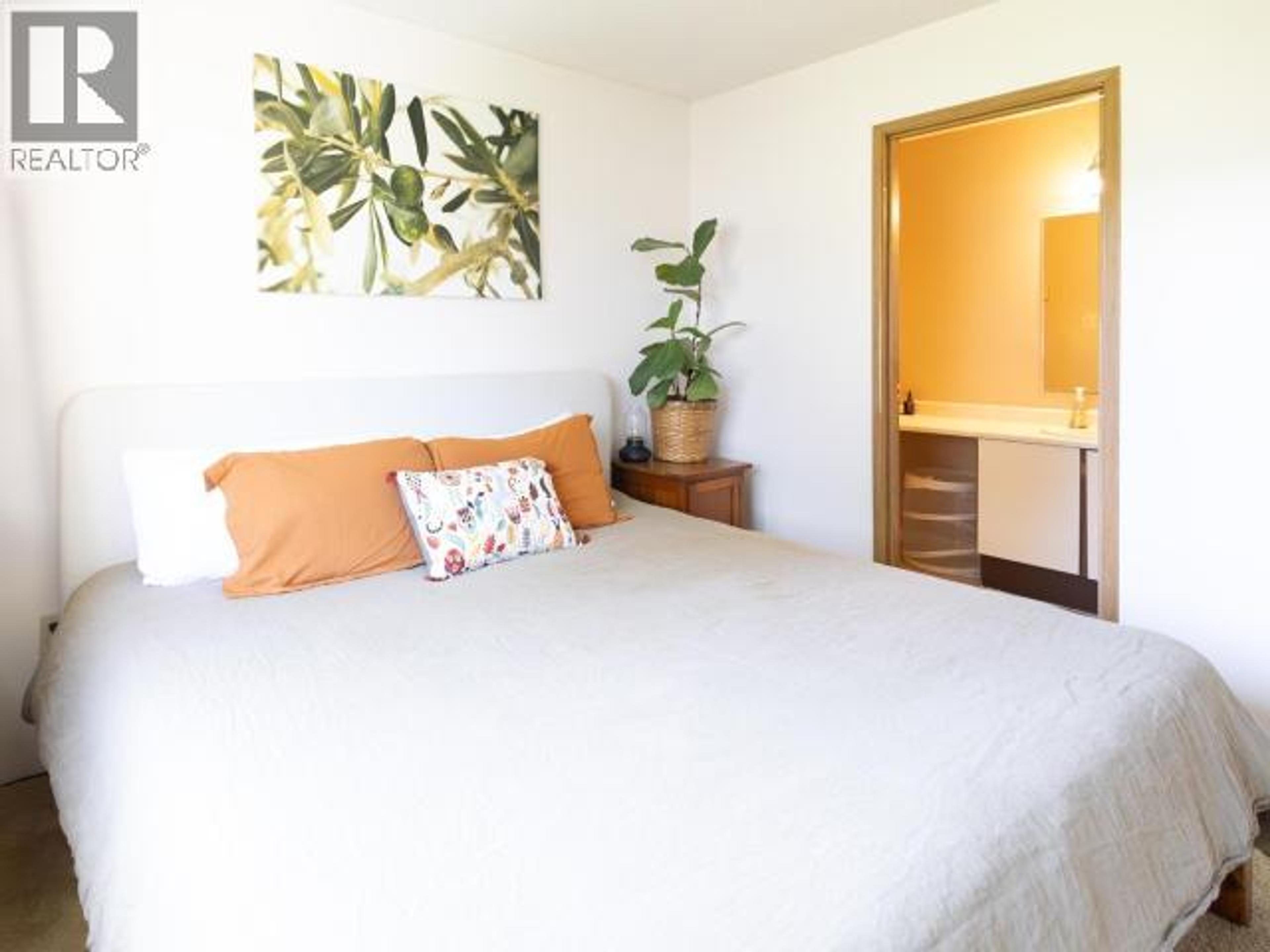 #1 4651 HARVIE AVE - 27