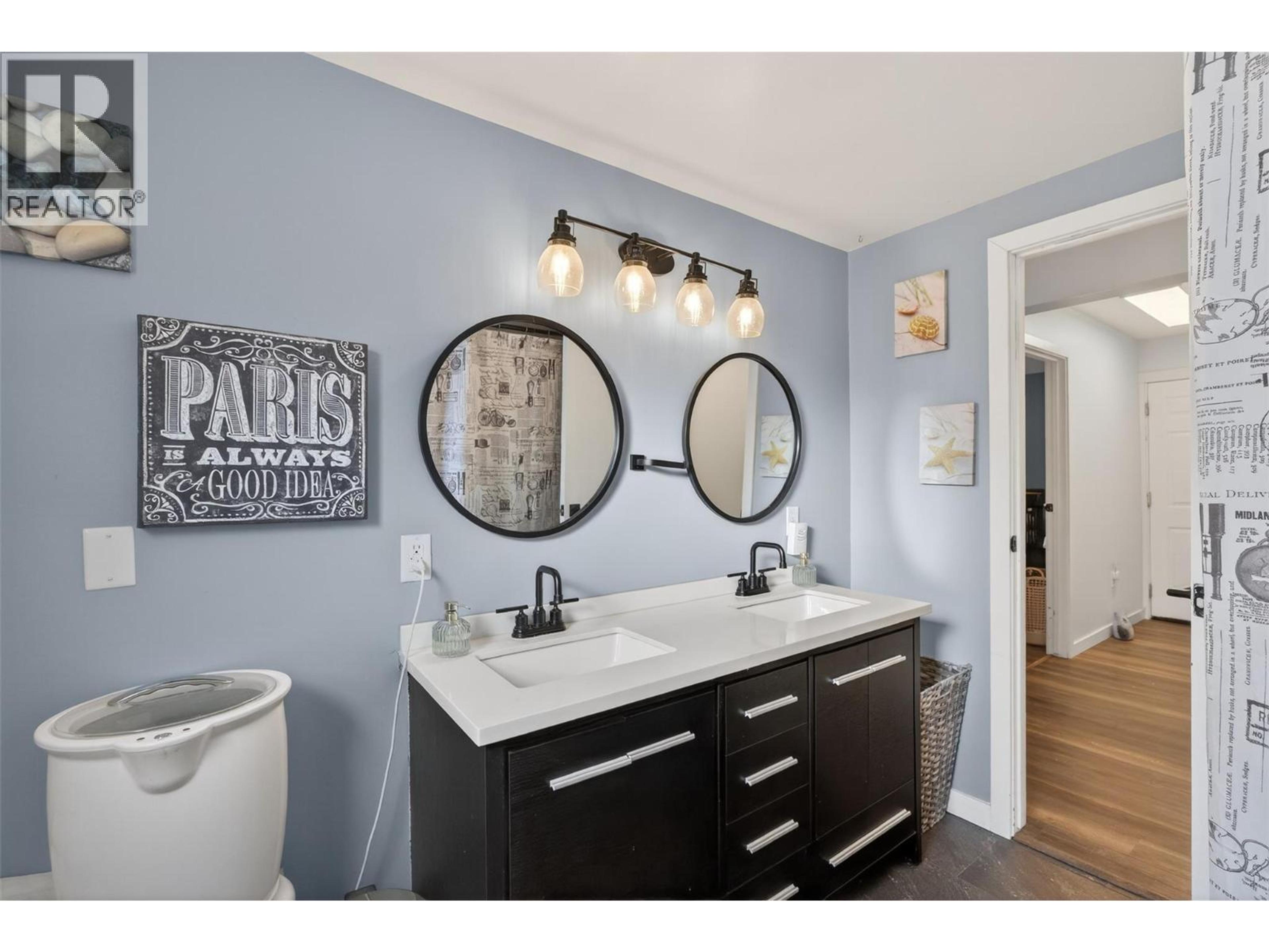 2952 CLAPPERTON AVENUE - 50