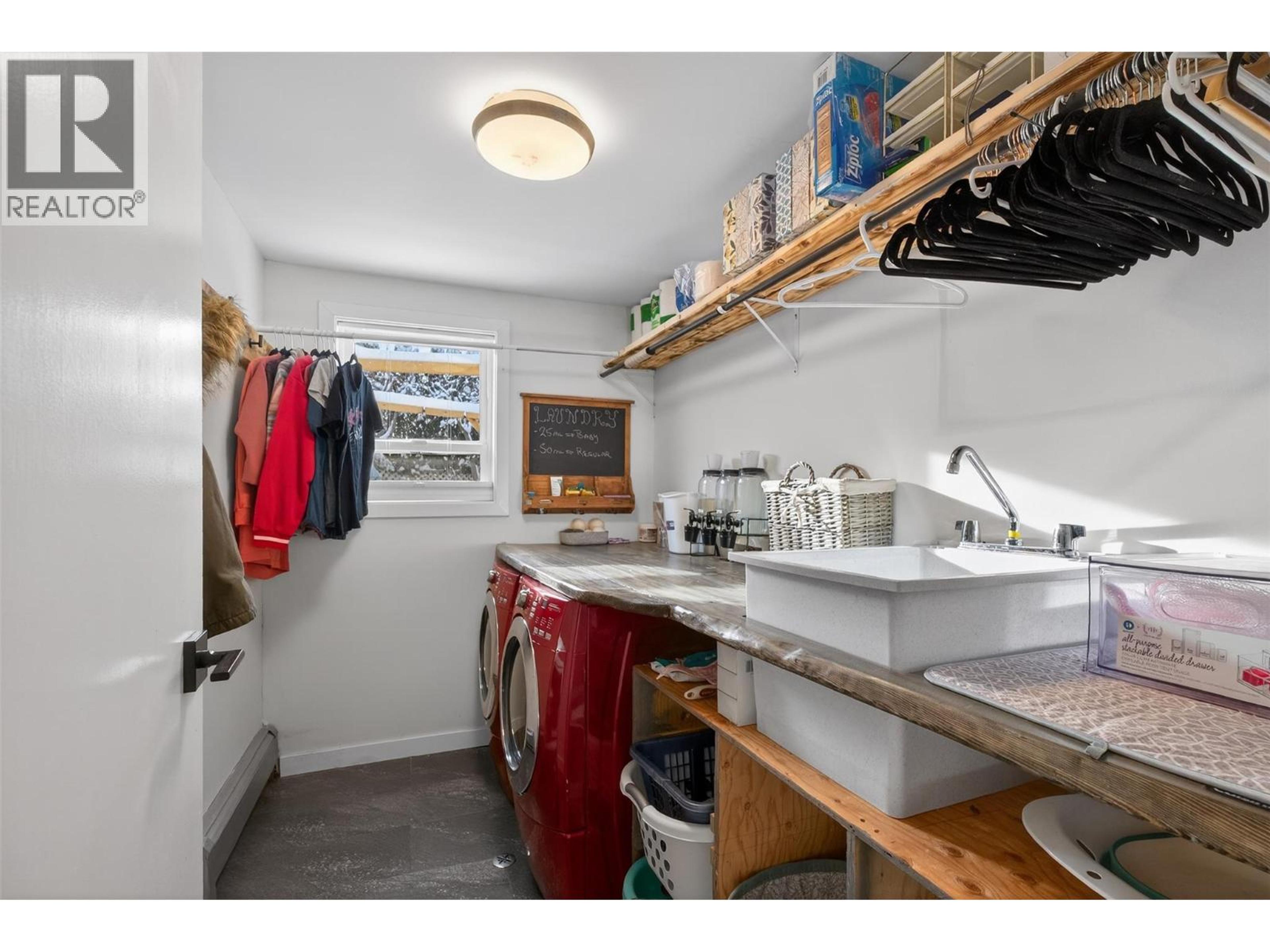 2952 CLAPPERTON AVENUE - 51