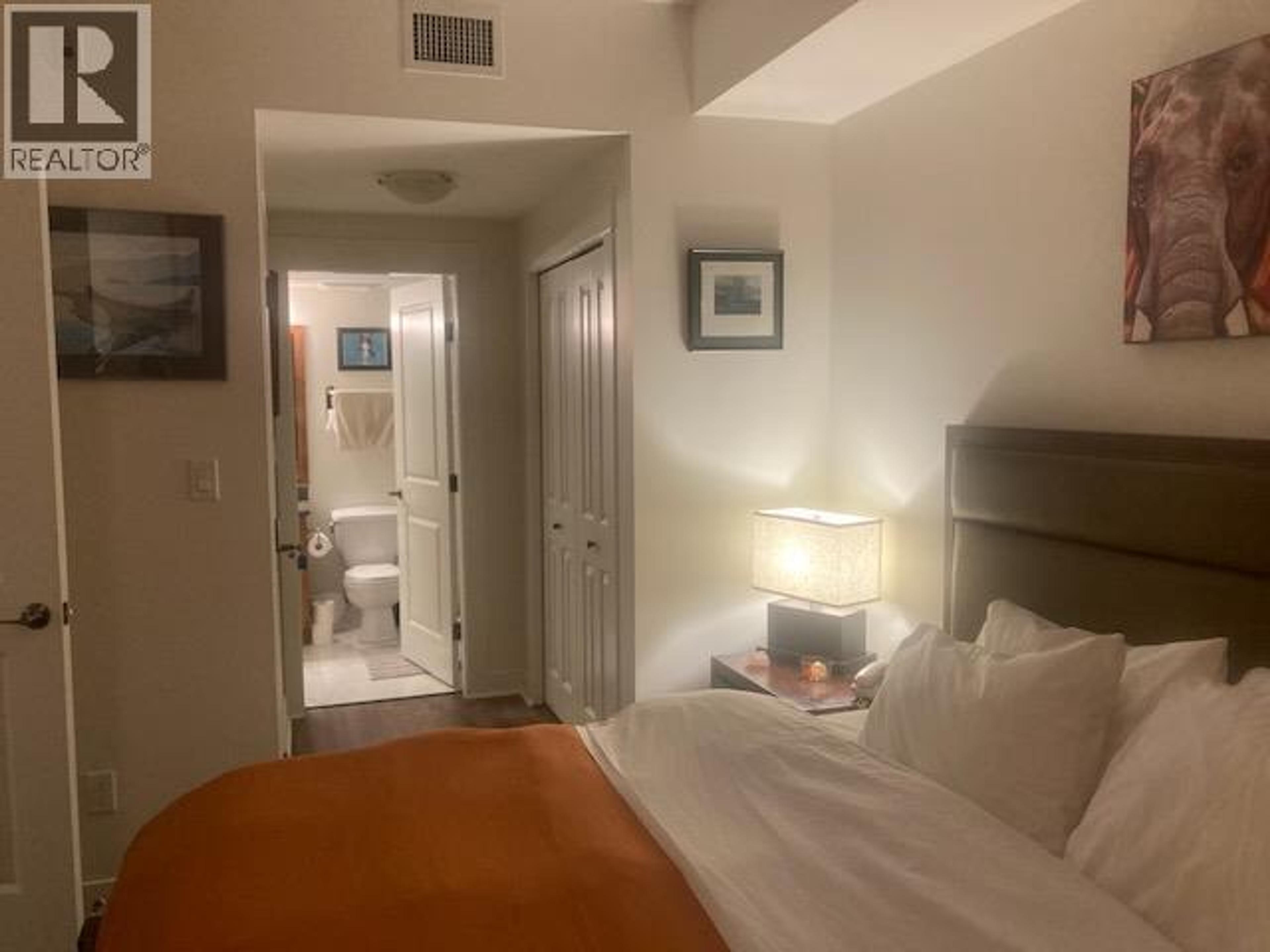 #146 4200 LAKESHORE DRIVE - 20