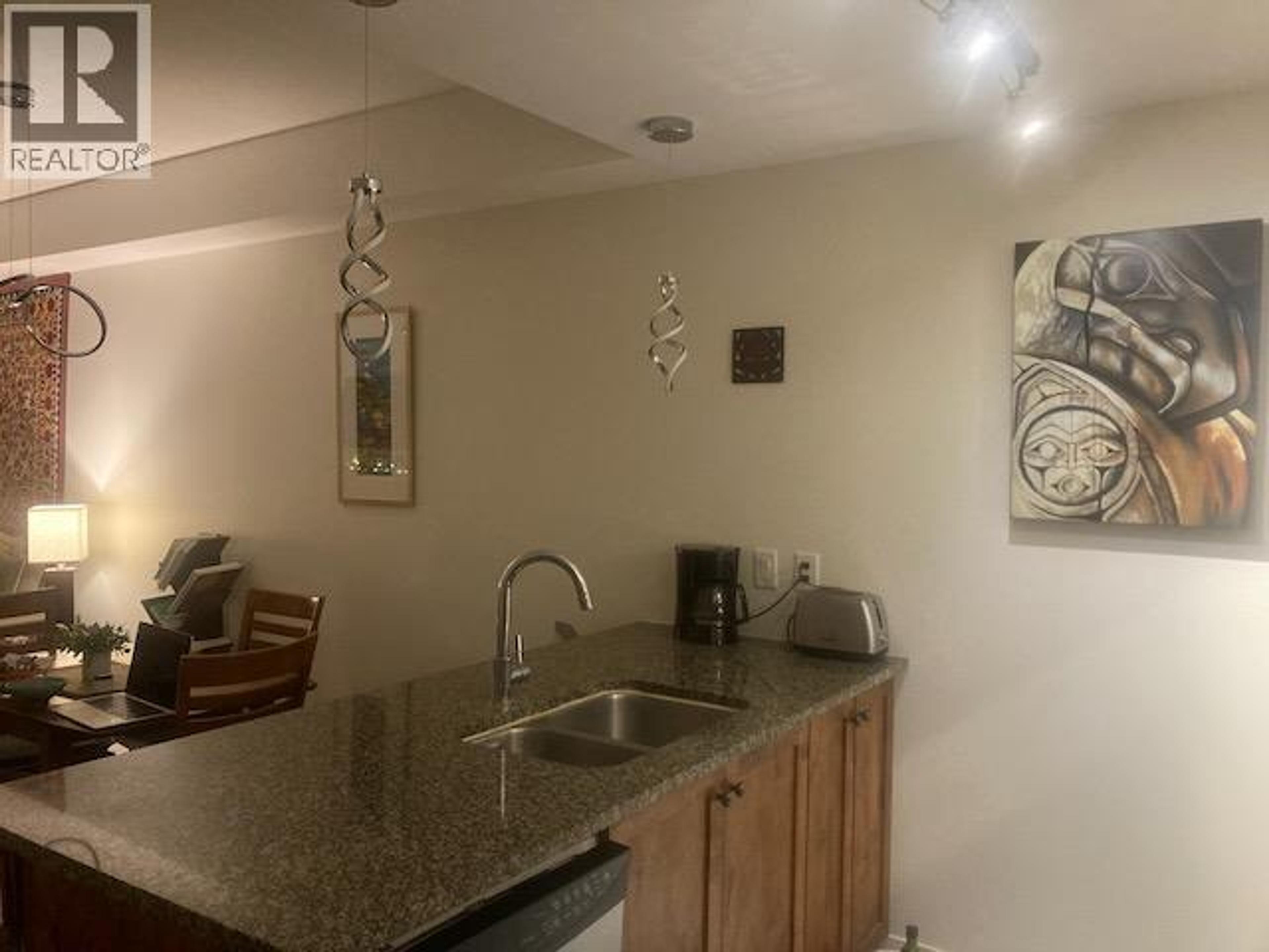 #146 4200 LAKESHORE DRIVE - 14