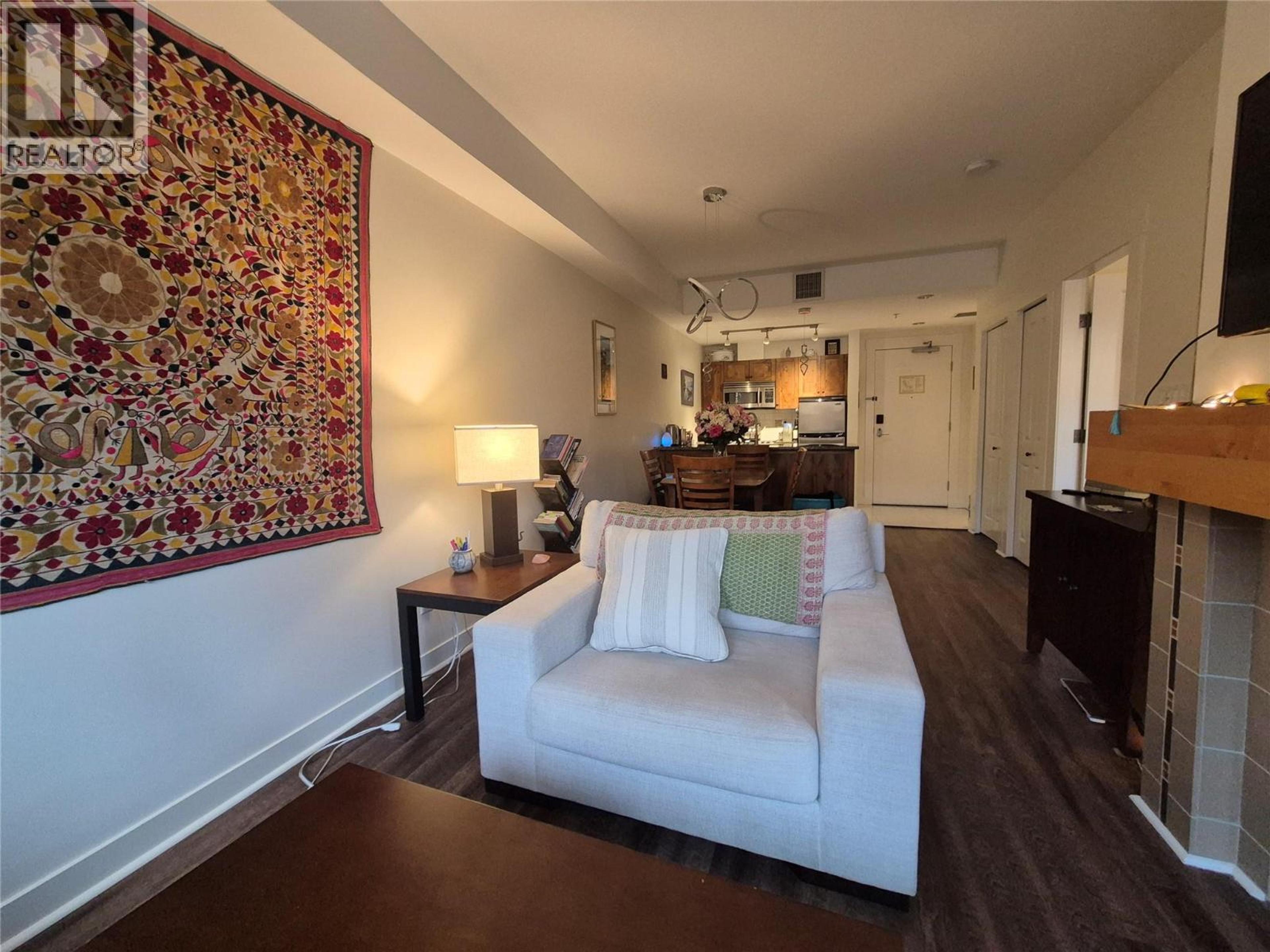 #146 4200 LAKESHORE DRIVE - 10