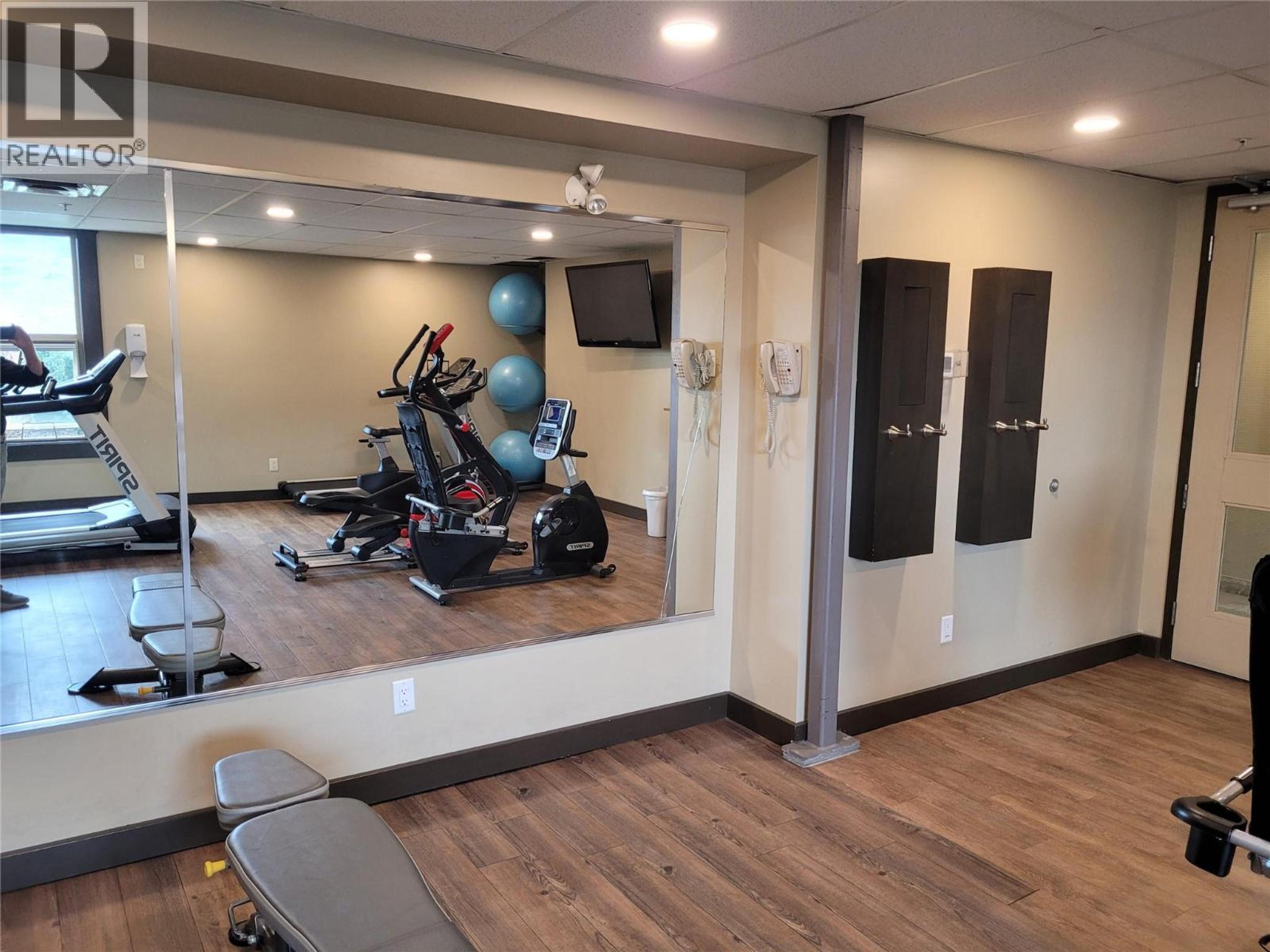 #146 4200 LAKESHORE DRIVE - 31