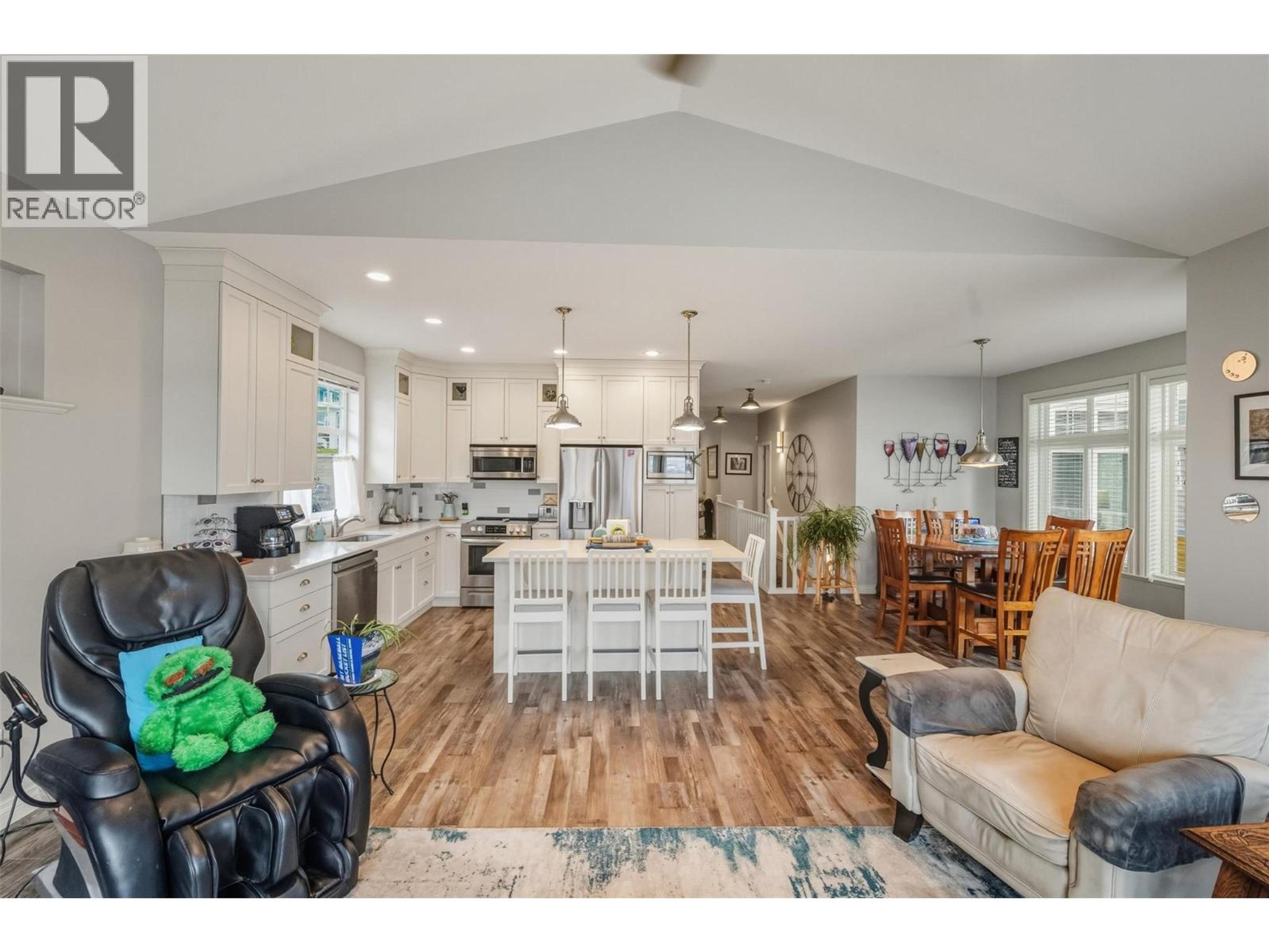 #269 2450 RADIO TOWER ROAD - 6