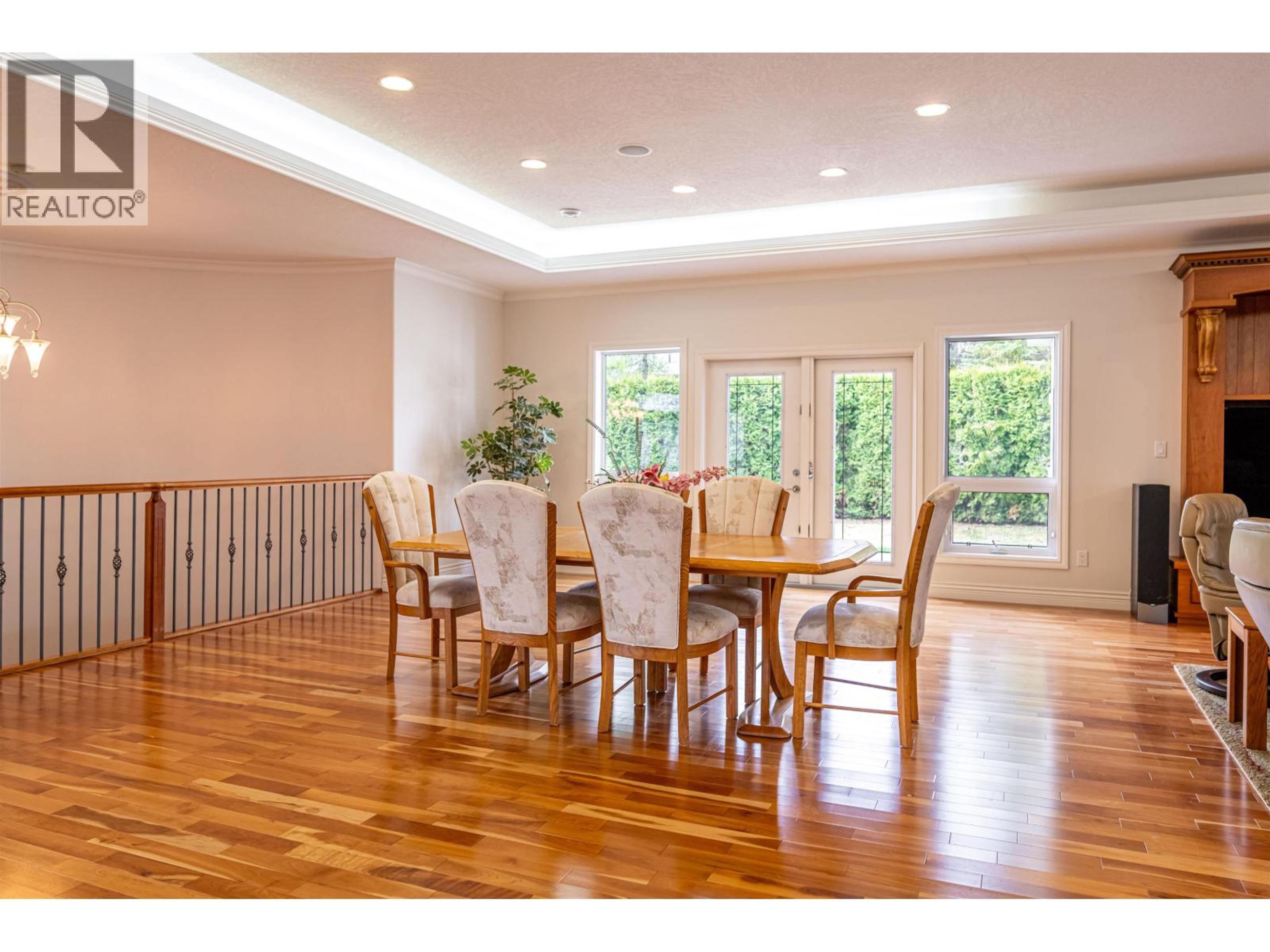 7003 VALLEYVIEW DRIVE - 6