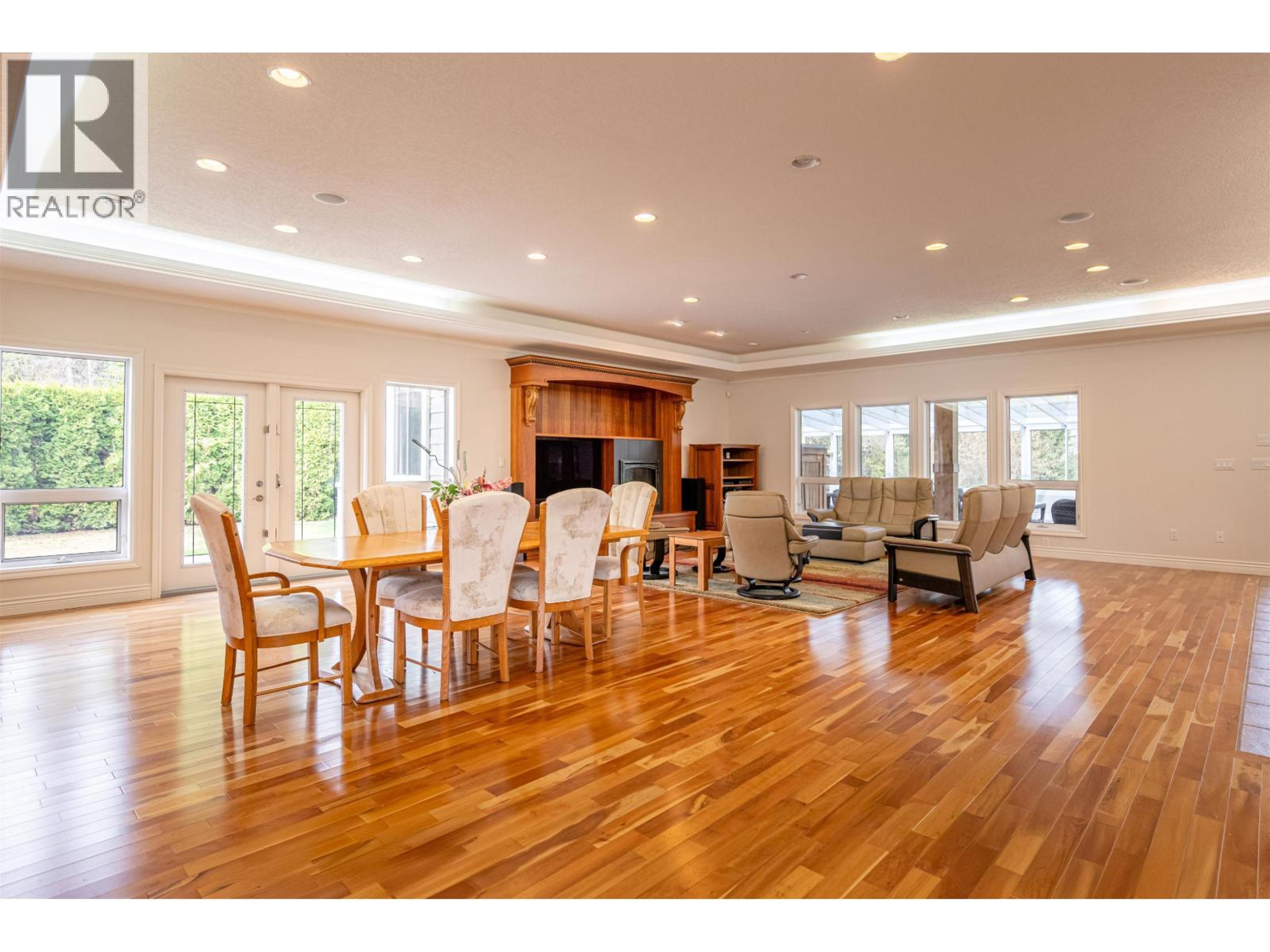 7003 VALLEYVIEW DRIVE - 5