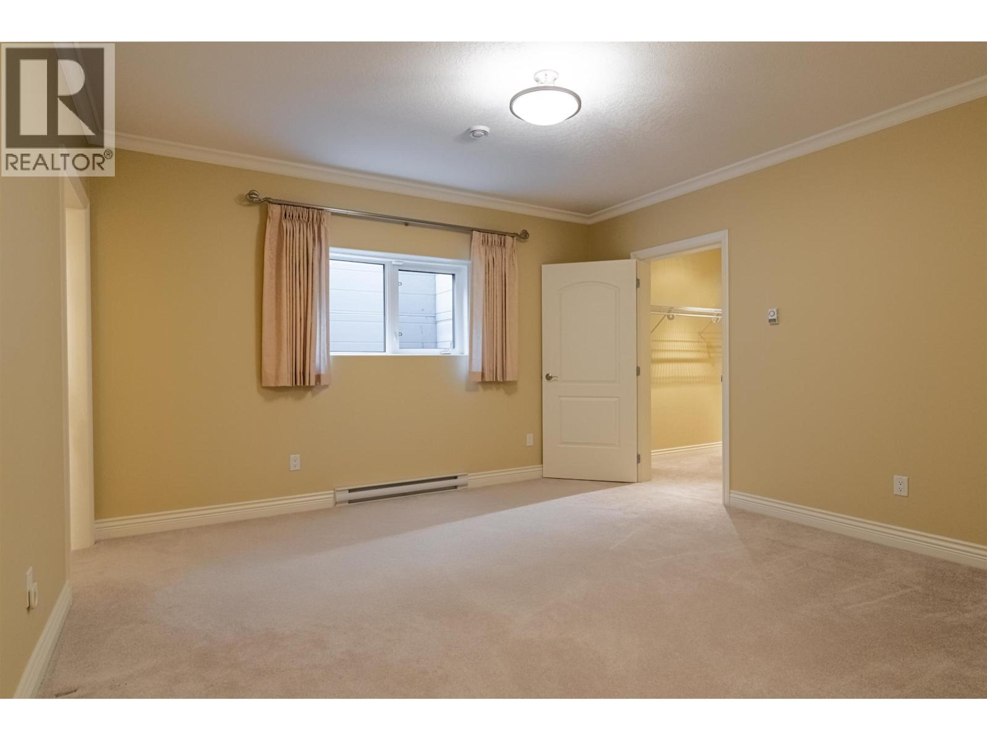 7003 VALLEYVIEW DRIVE - 29