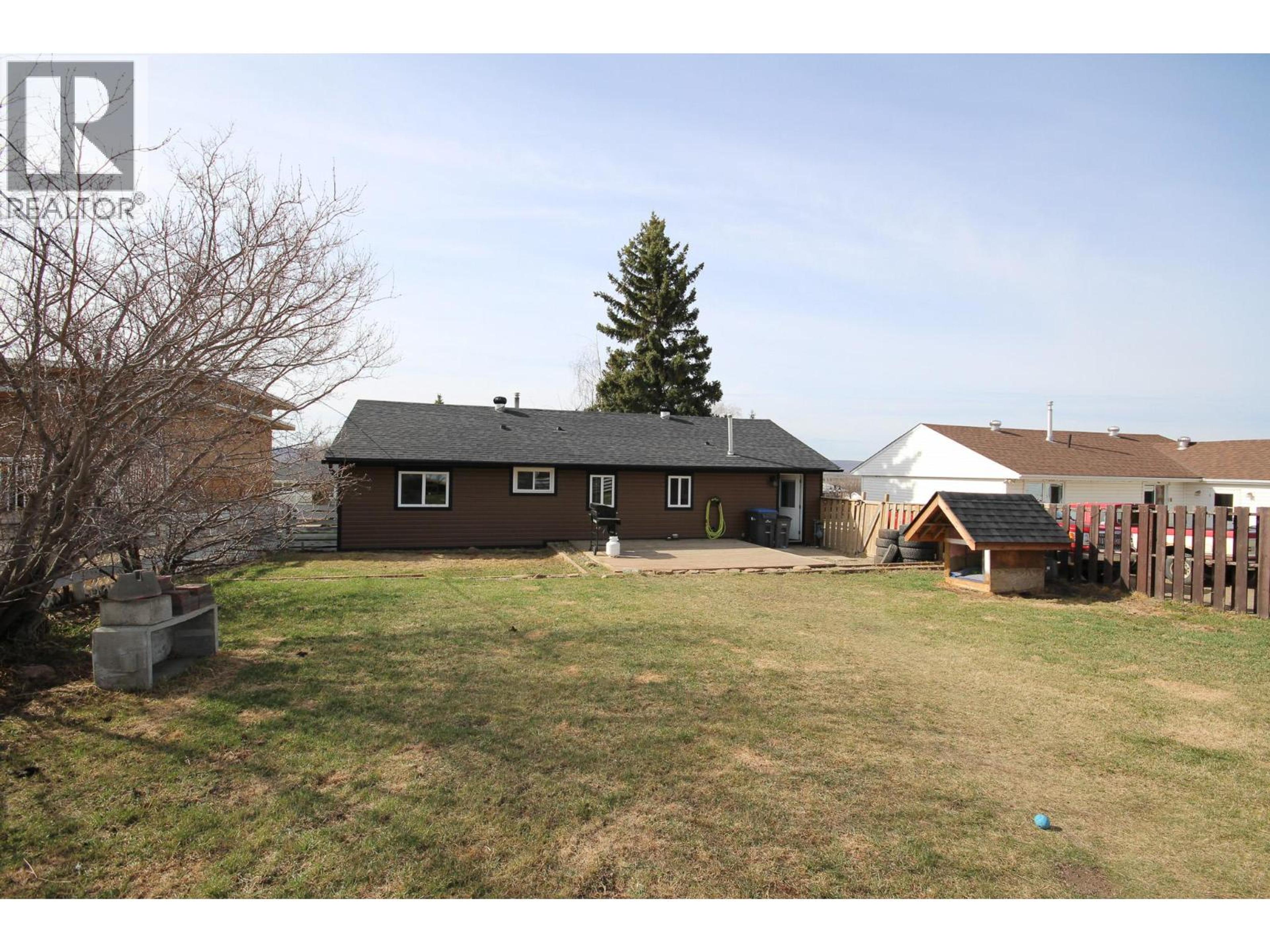 1608 95 AVENUE - Image 2