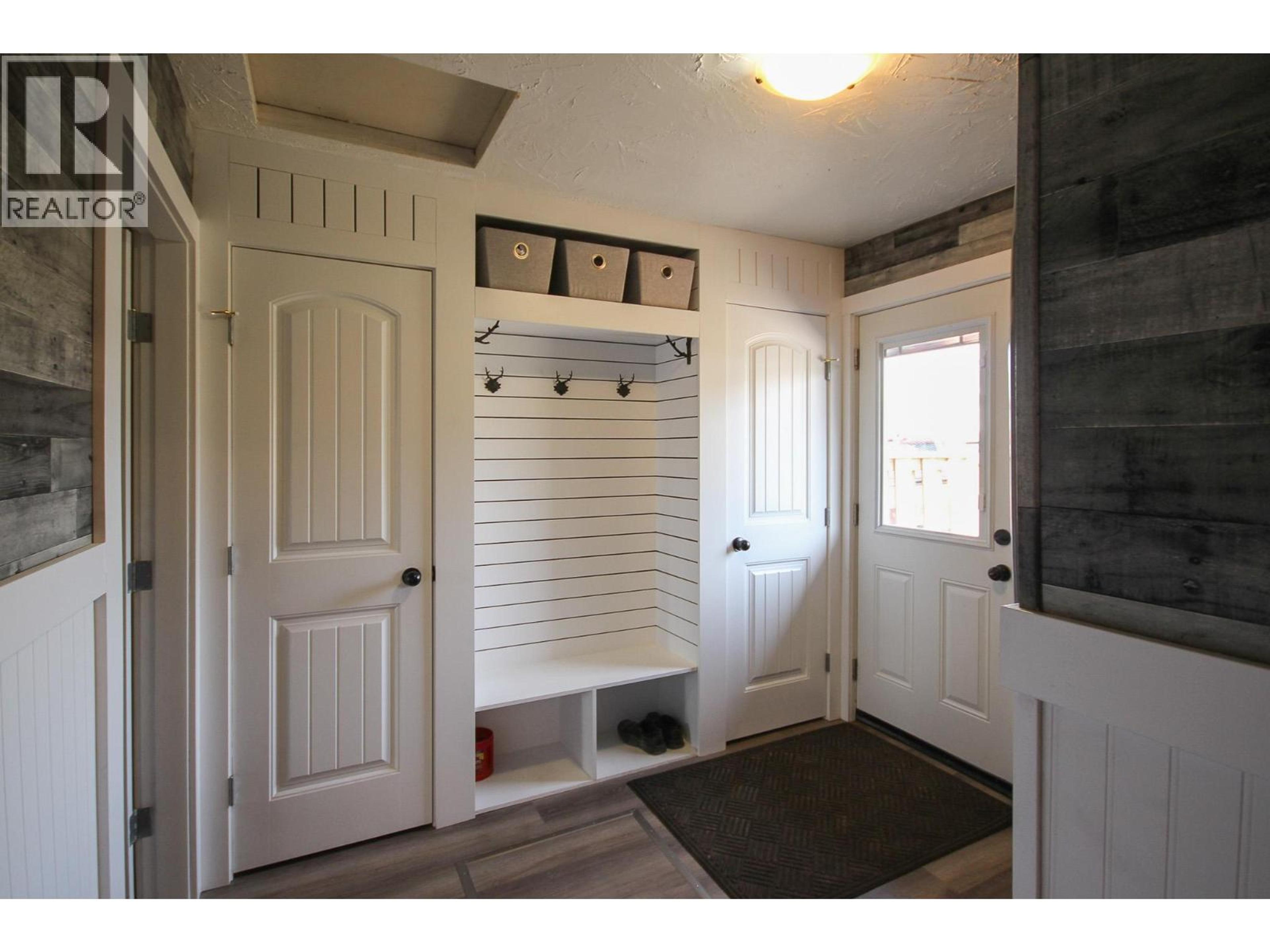 1608 95 AVENUE - Image 9