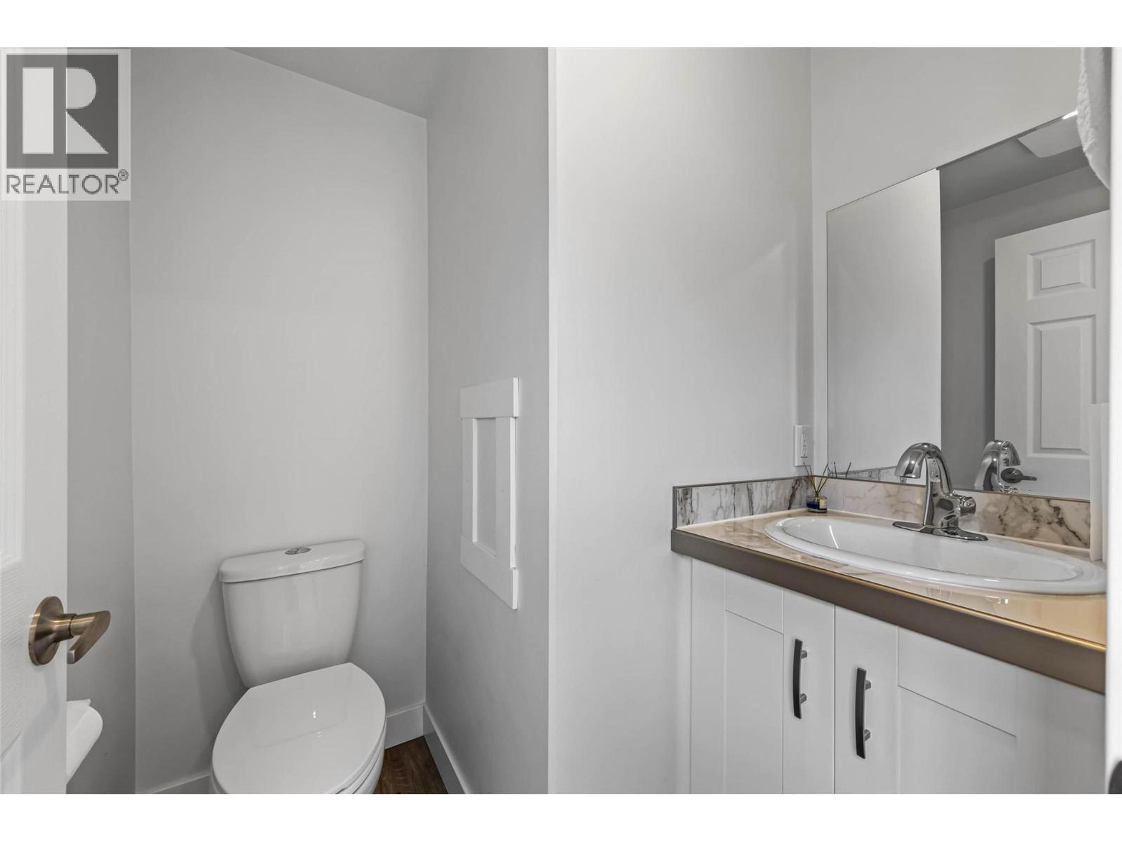 #32 1214 OKANAGAN AVENUE - 14