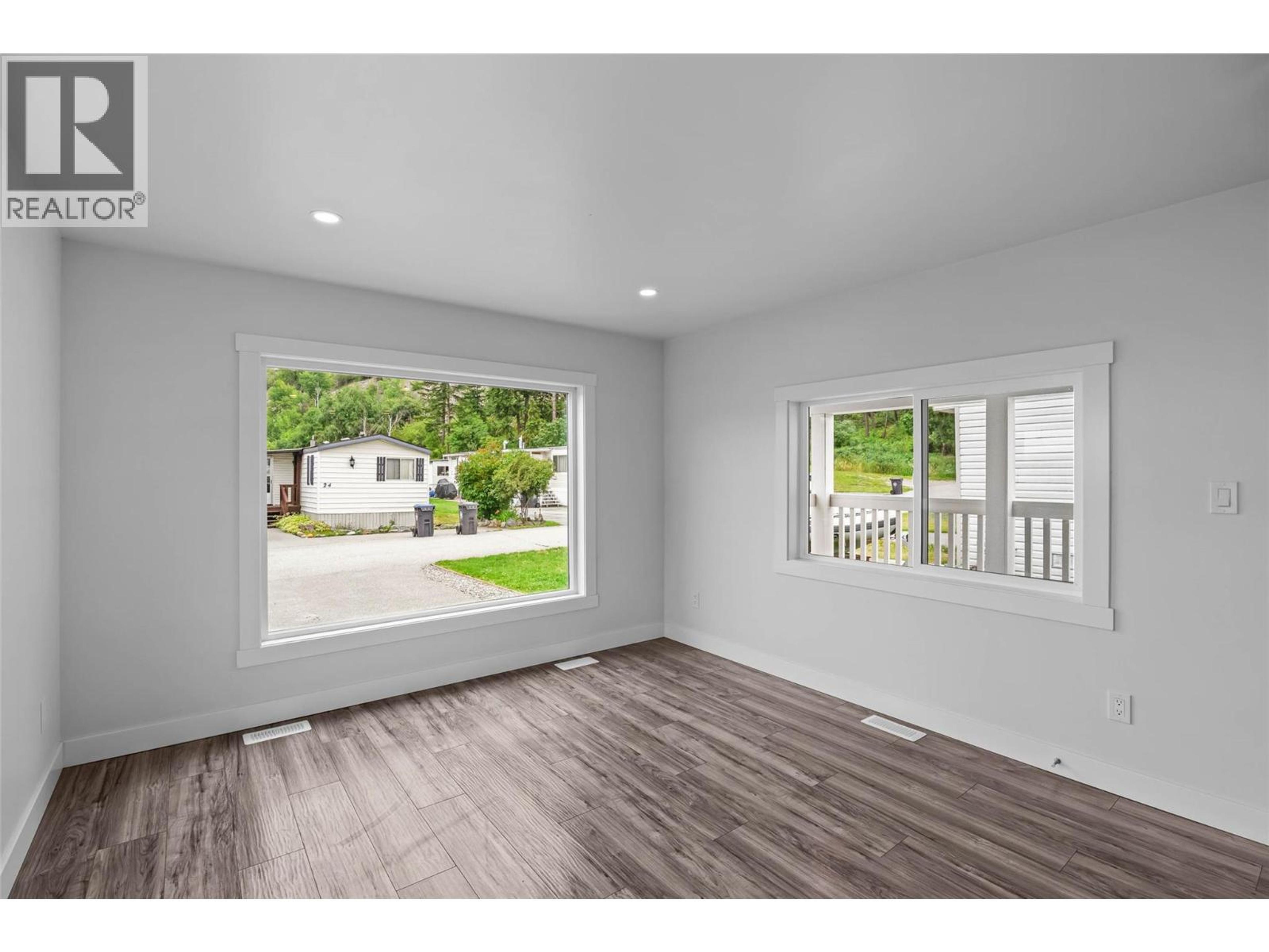 #32 1214 OKANAGAN AVENUE - 6