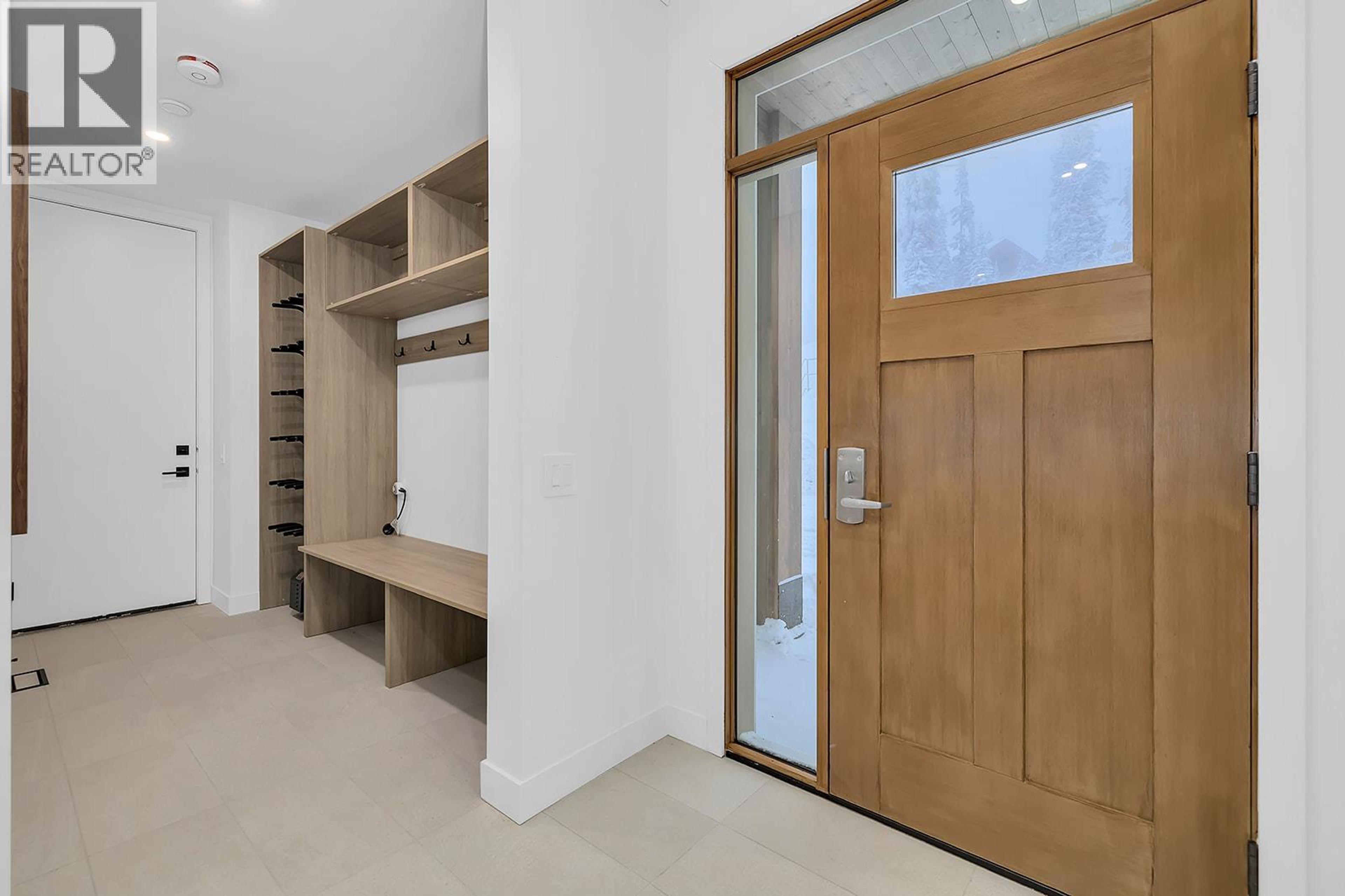 #82 255 FEATHERTOP WAY - 12