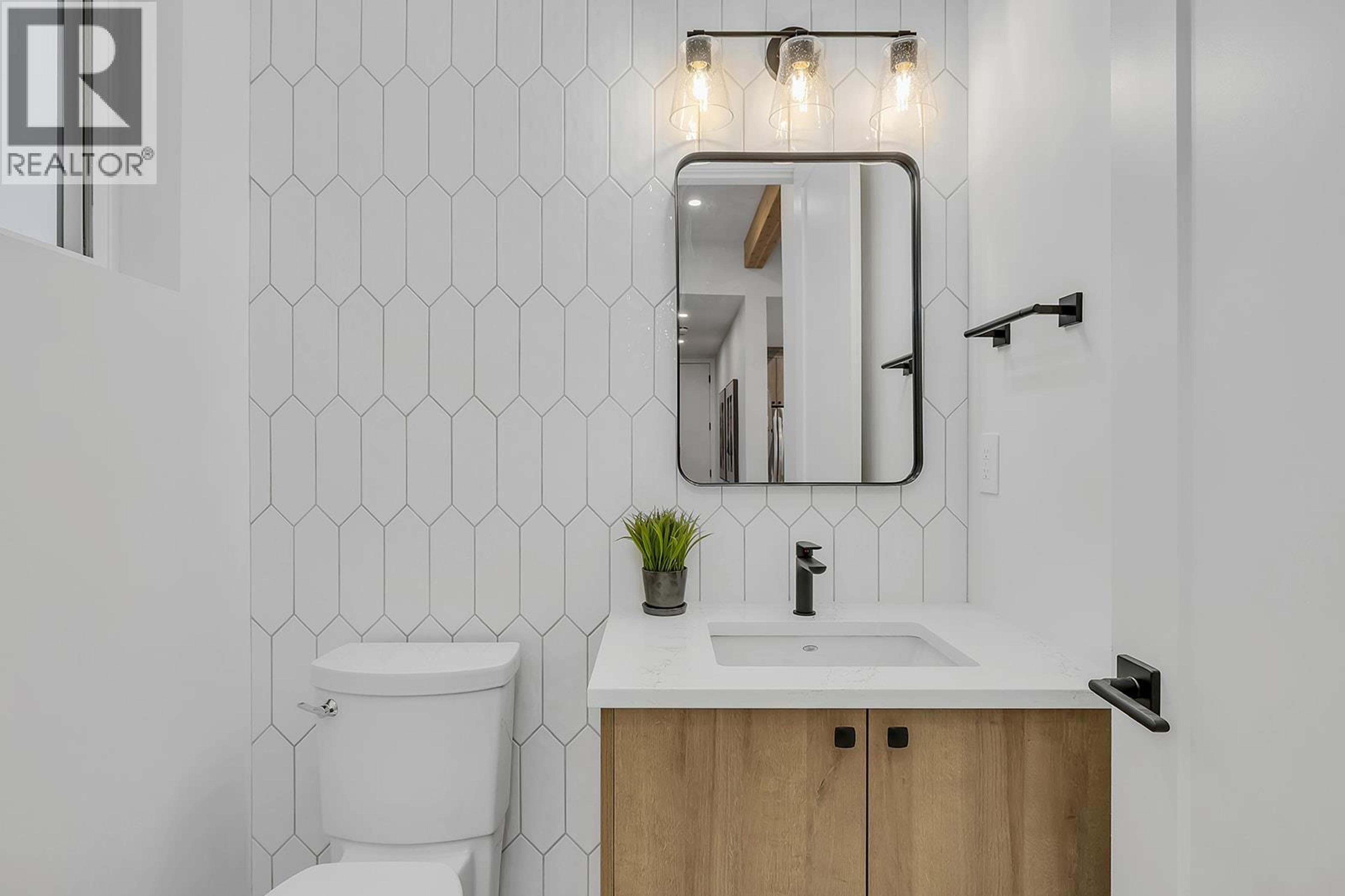 #82 255 FEATHERTOP WAY - 15