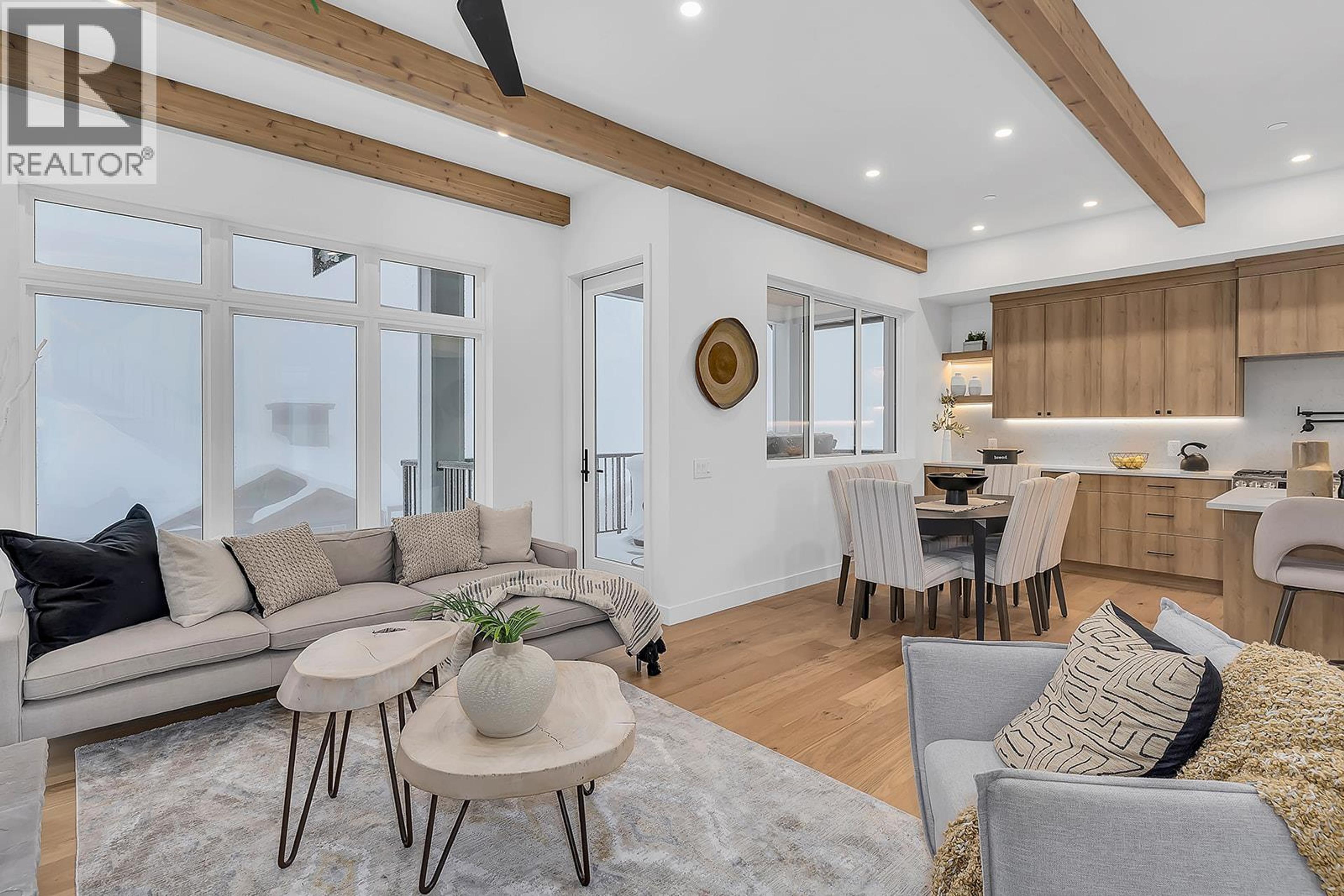 #82 255 FEATHERTOP WAY - 4