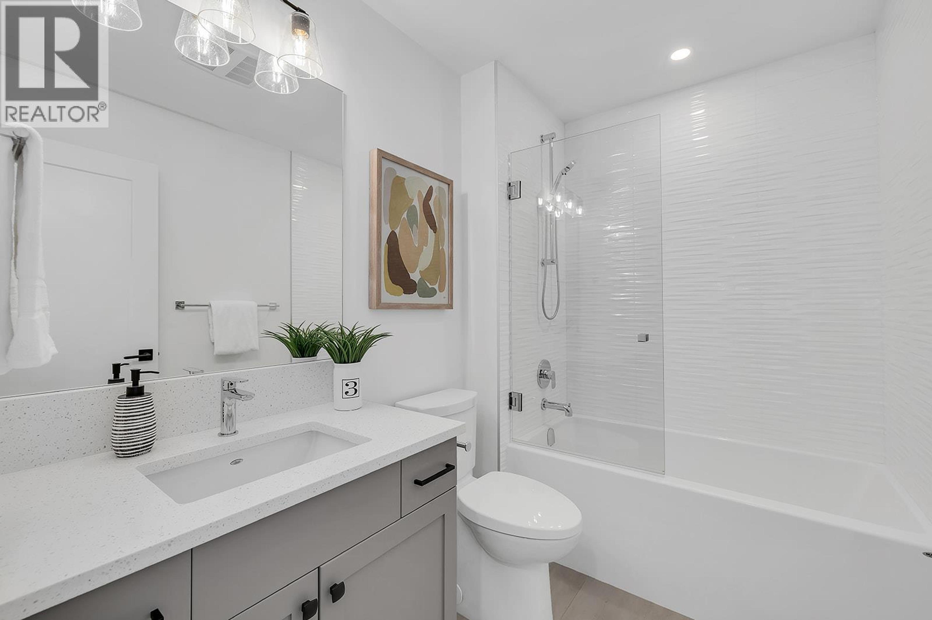 #82 255 FEATHERTOP WAY - 30