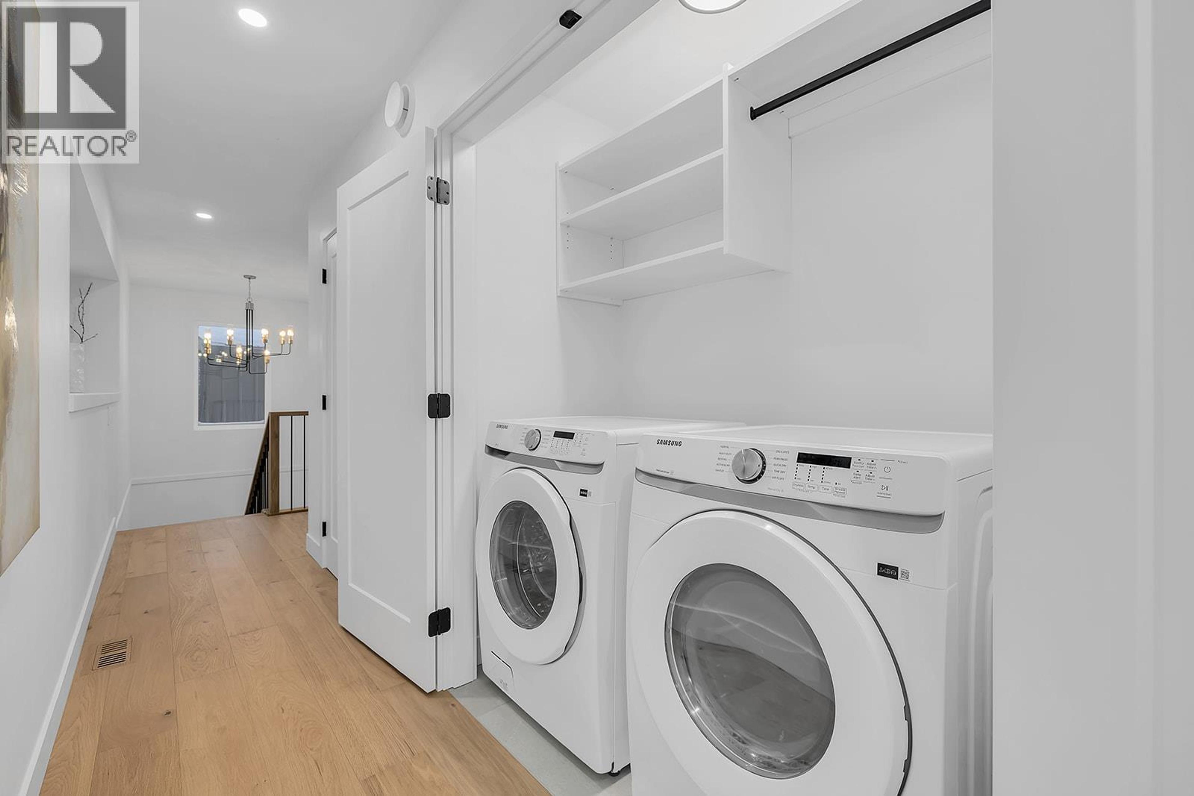 #82 255 FEATHERTOP WAY - 29