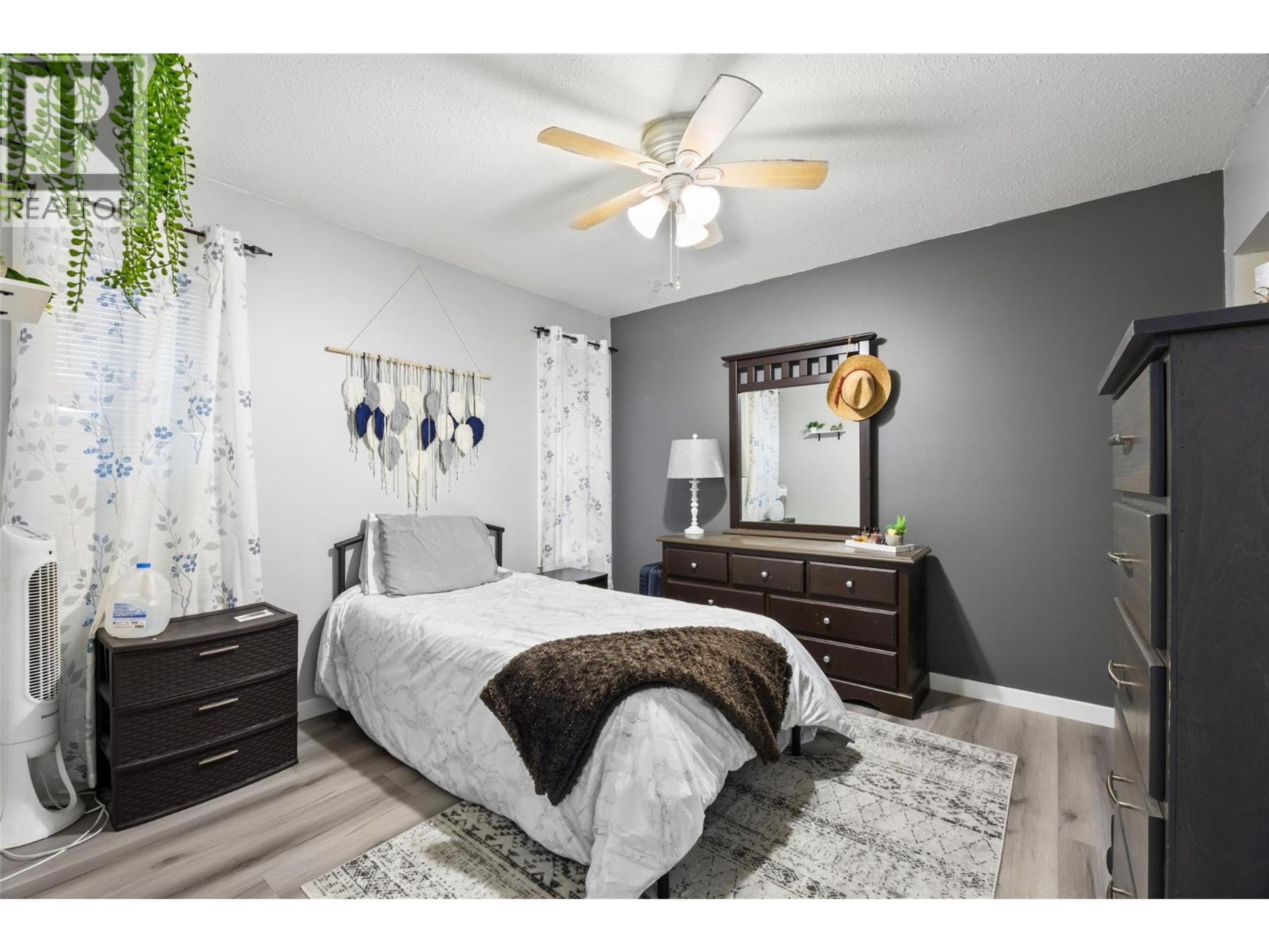 229 ASPEN DRIVE - 14