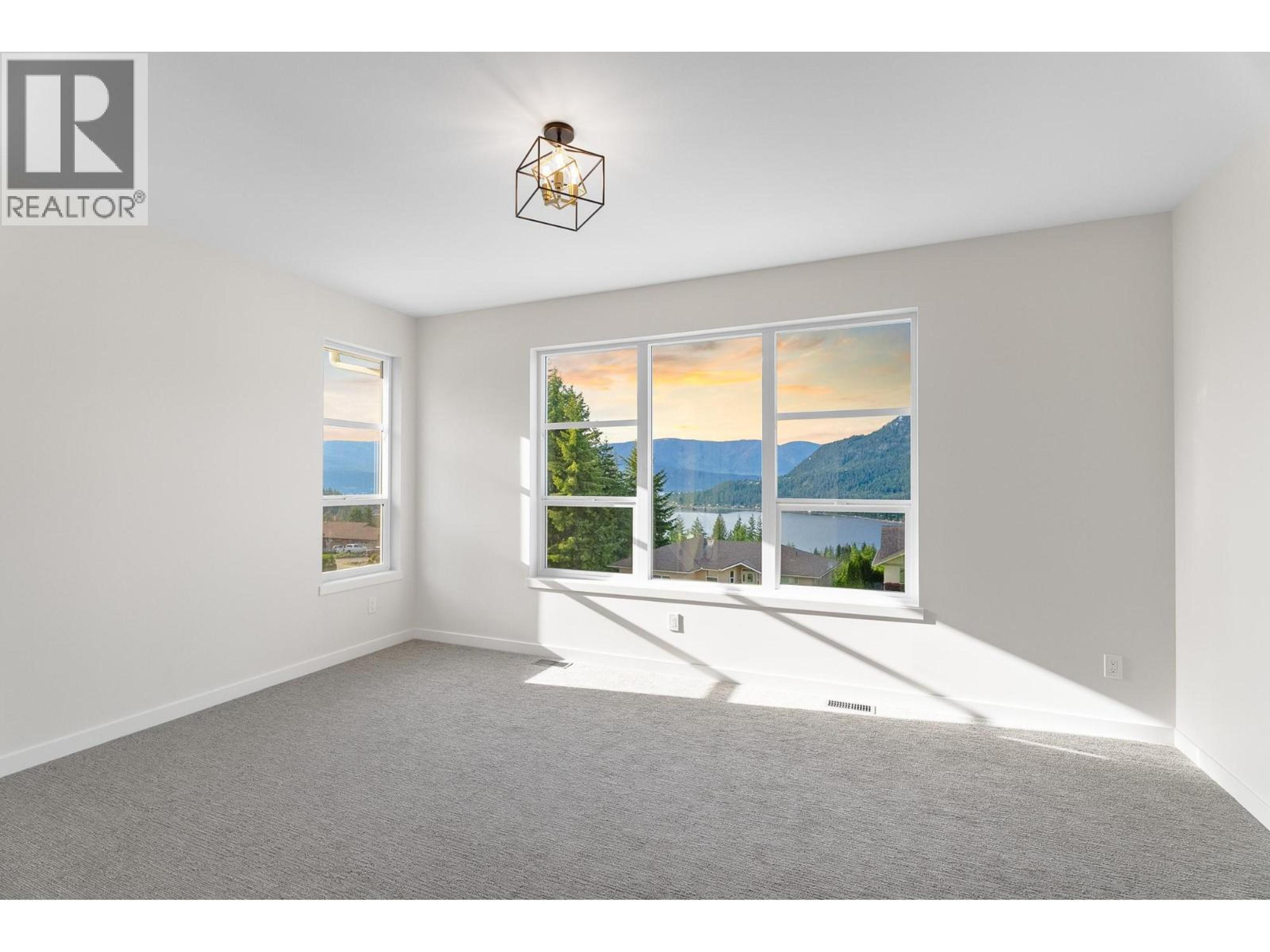 2594 GRAND VIEW PLACE - 33