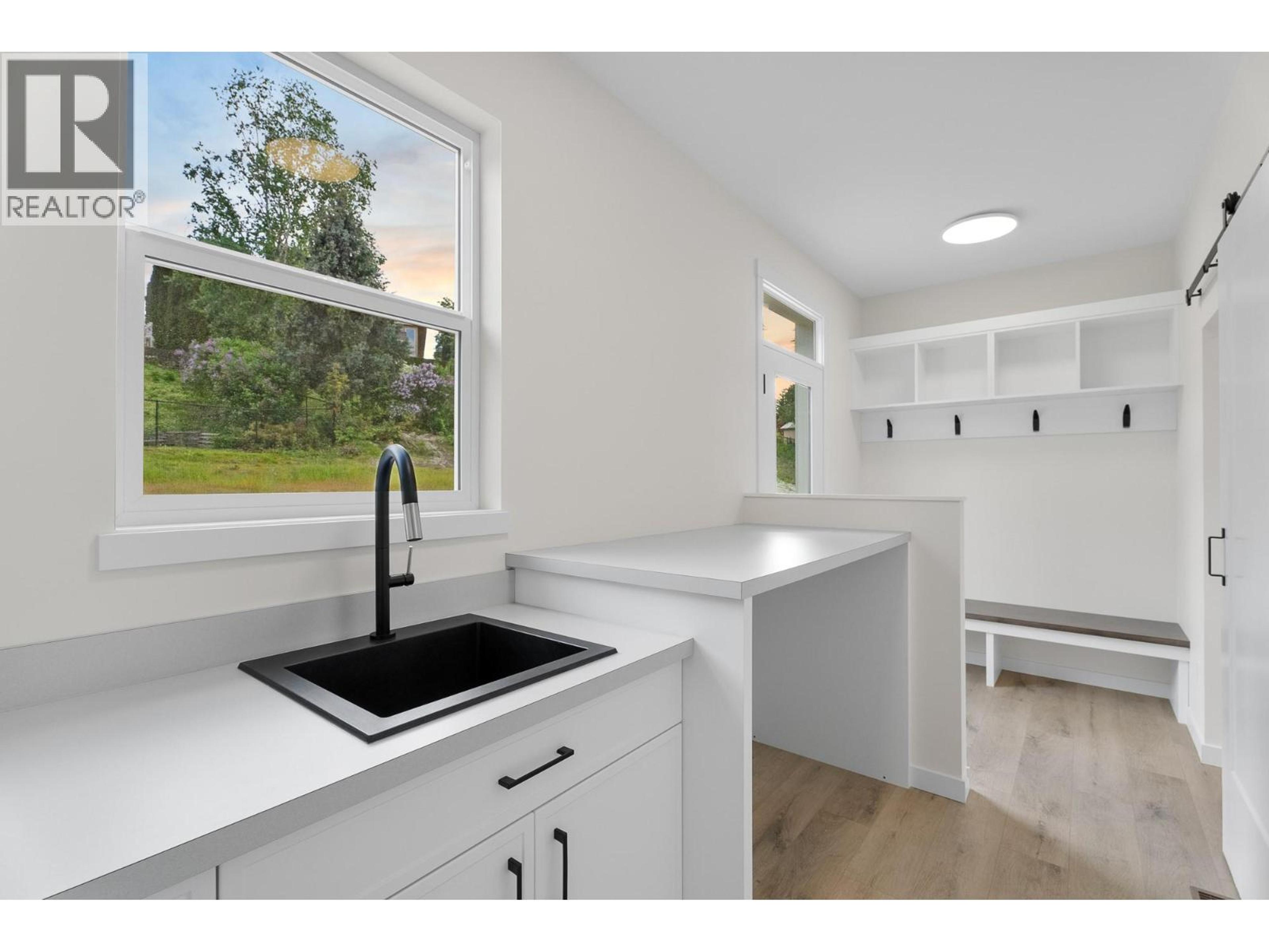 2594 GRAND VIEW PLACE - 31