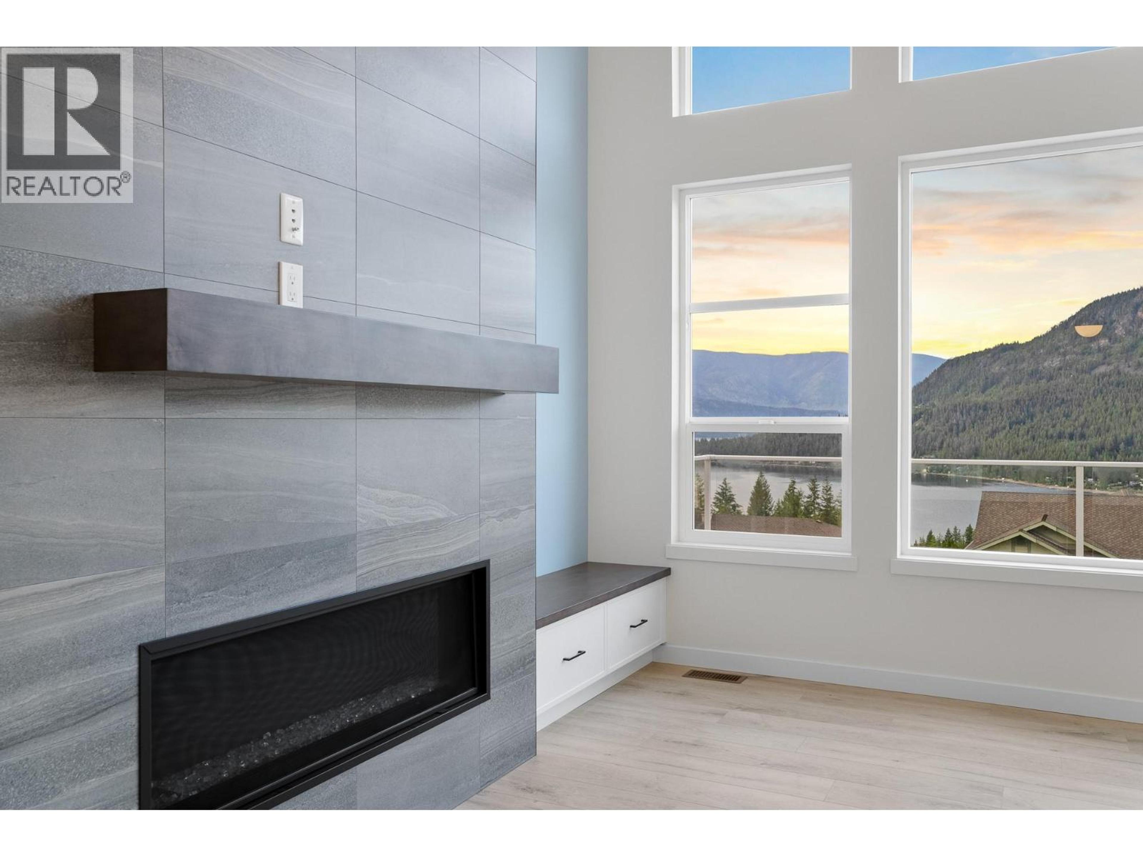 2594 GRAND VIEW PLACE - 29