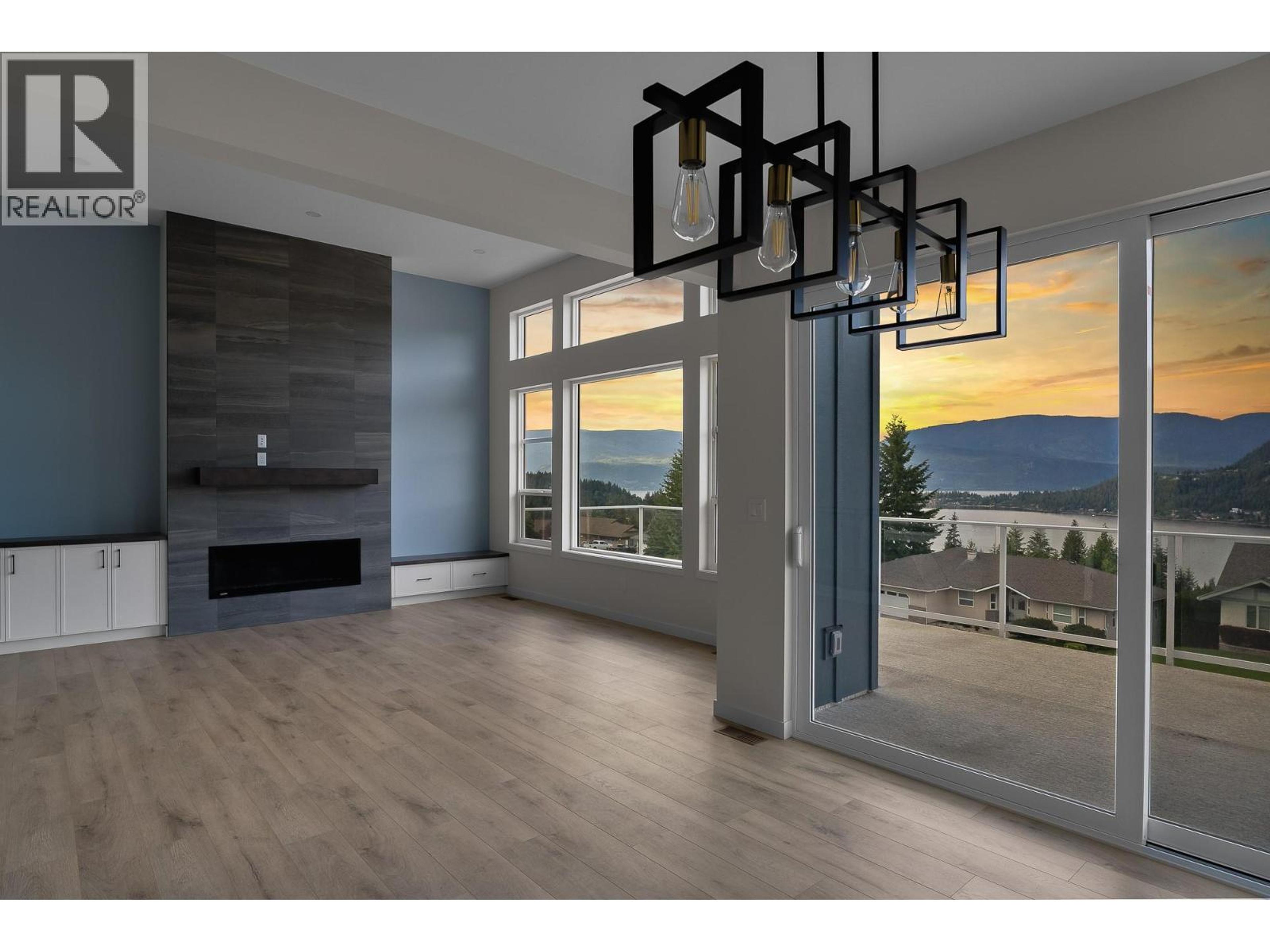 2594 GRAND VIEW PLACE - 28