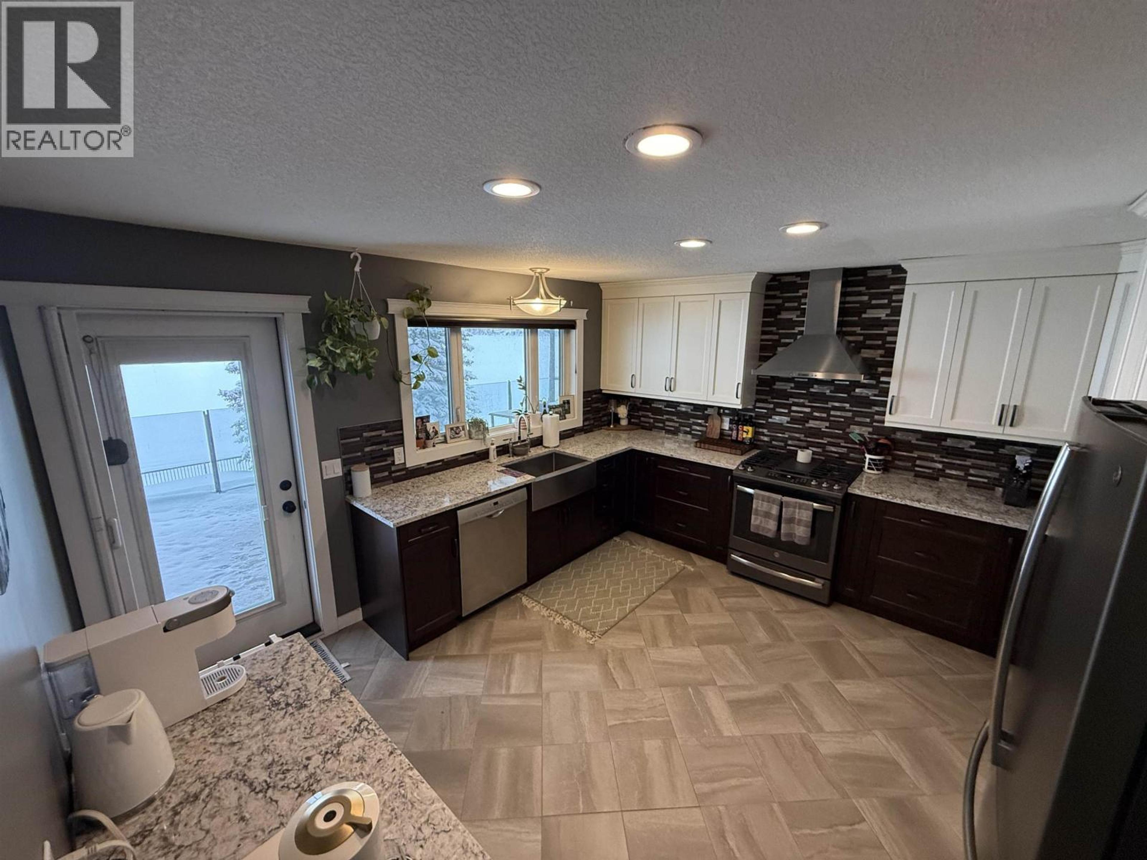 13795 GOLF COURSE ROAD - 8