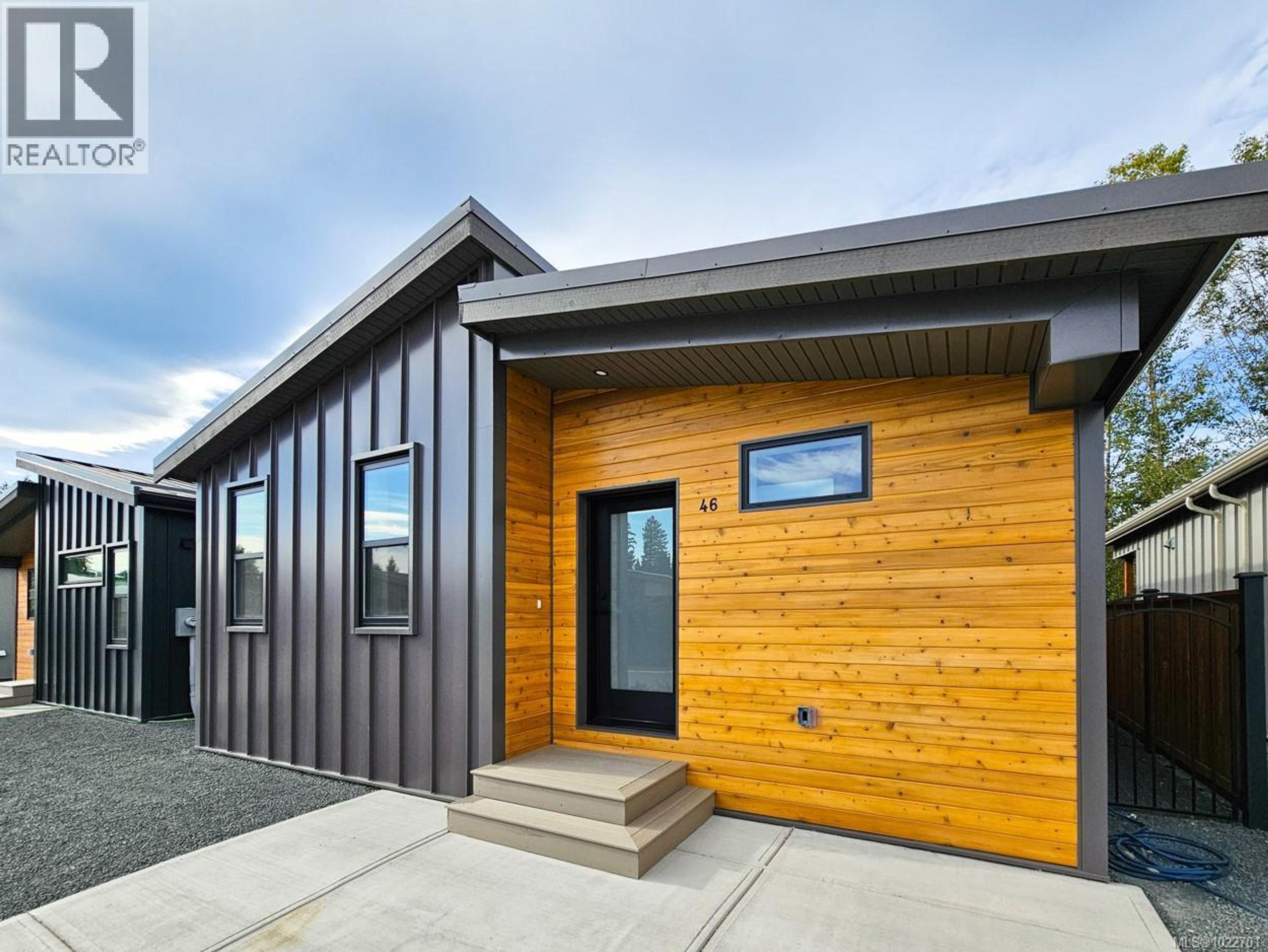 #46 3025 ROYSTON RD - Image 2