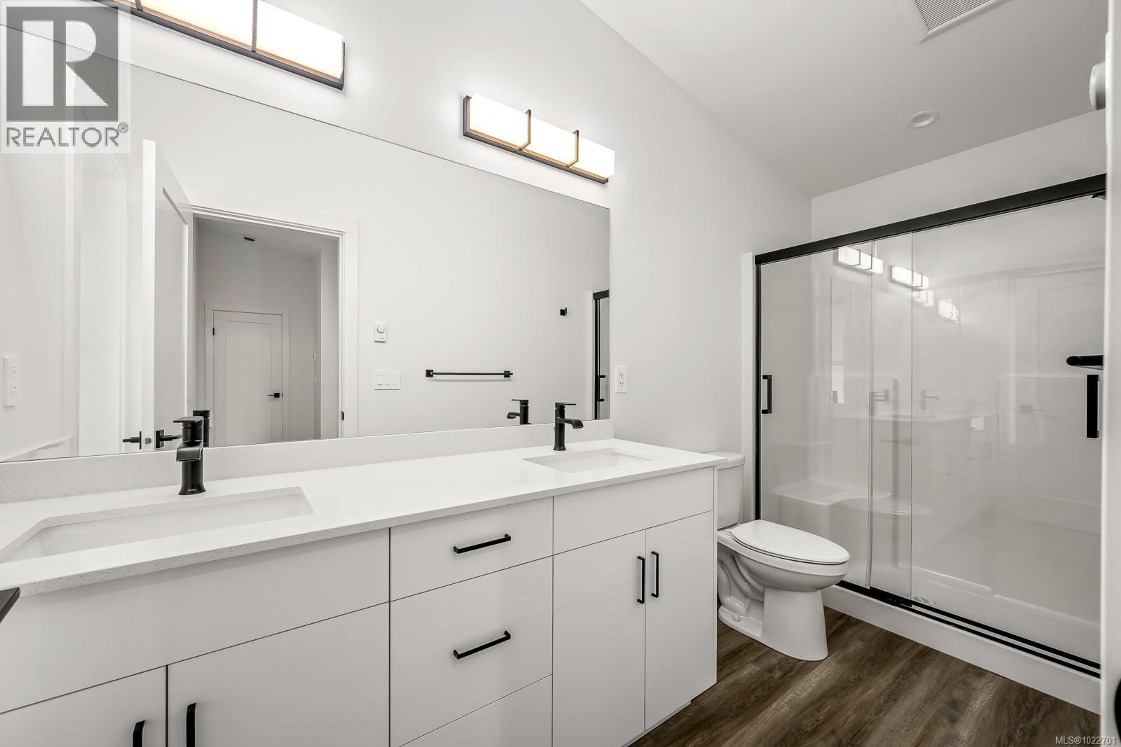 #46 3025 ROYSTON RD - 20