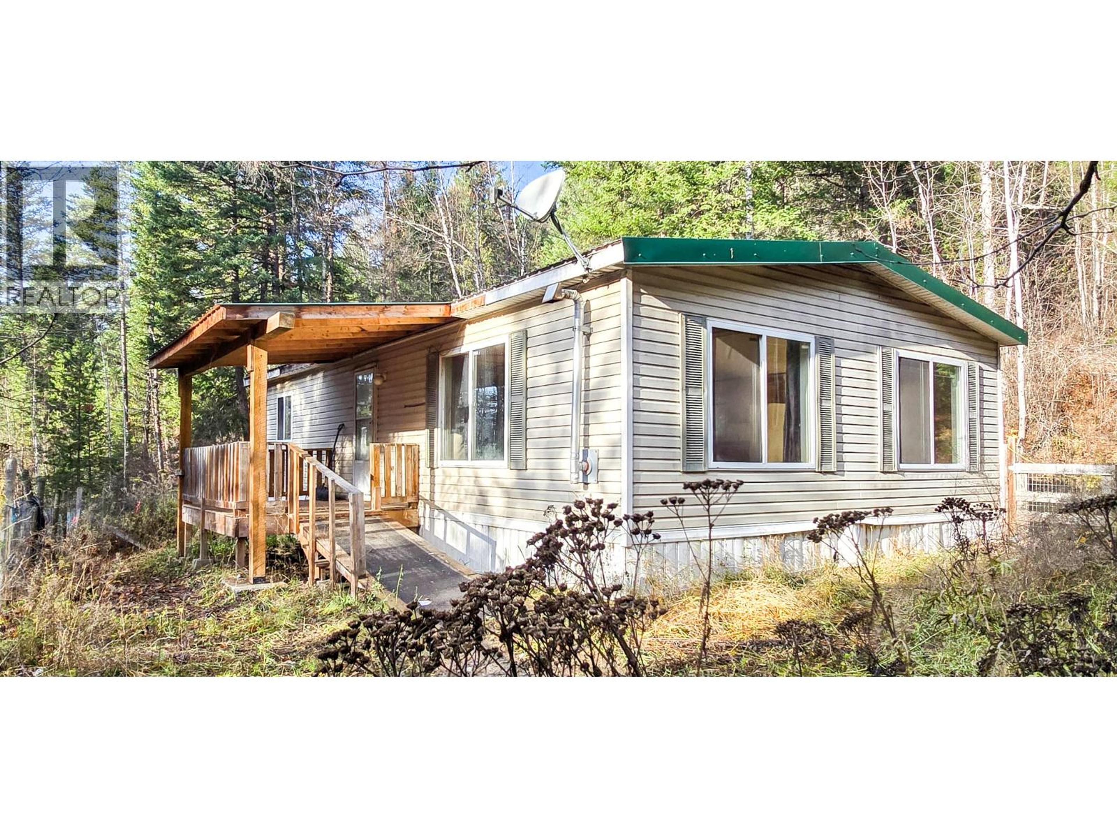 2369 BARRIERE LAKES ROAD - Image 10