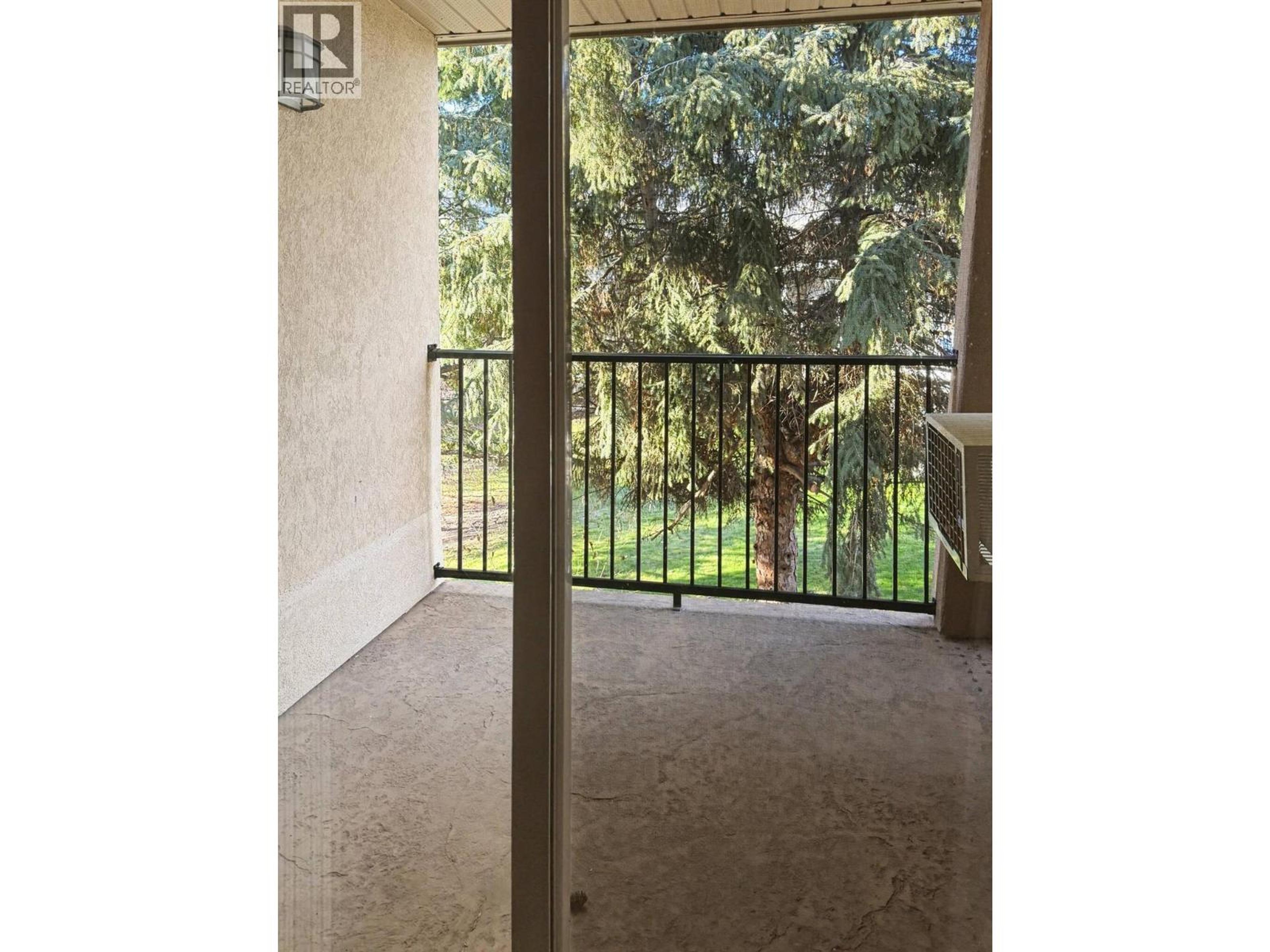 #302 9307 62ND AVENUE - Image 12