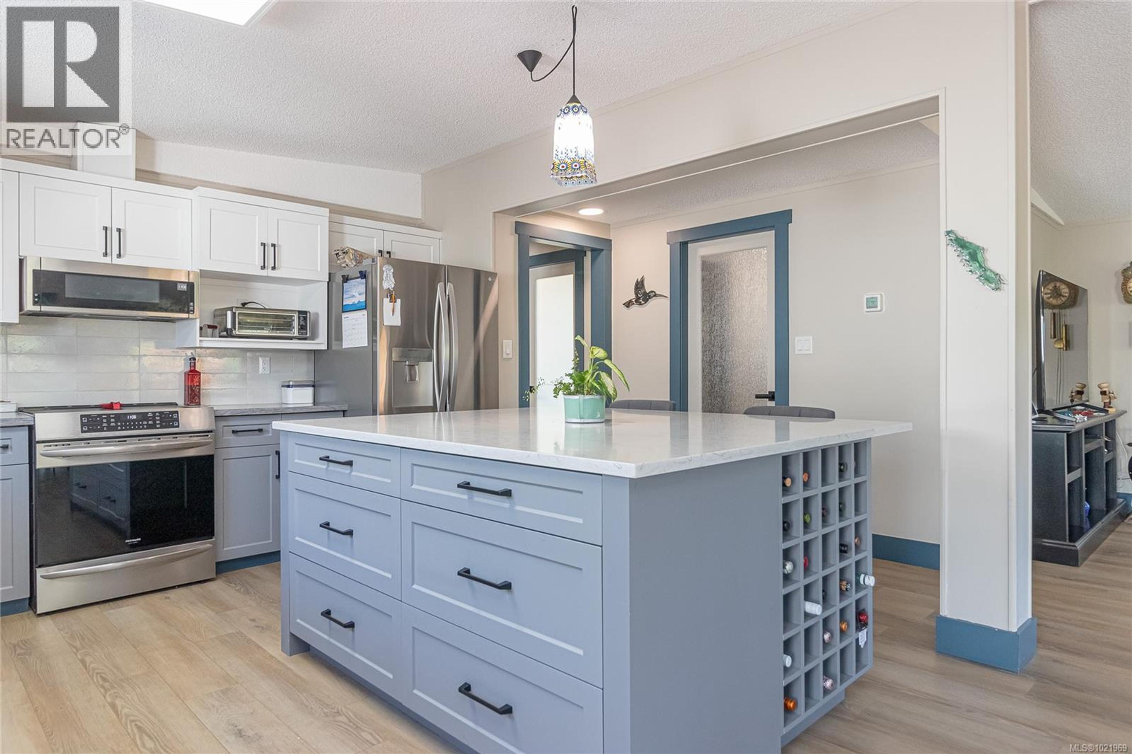 #42 450 STANFORD AVE E - 19