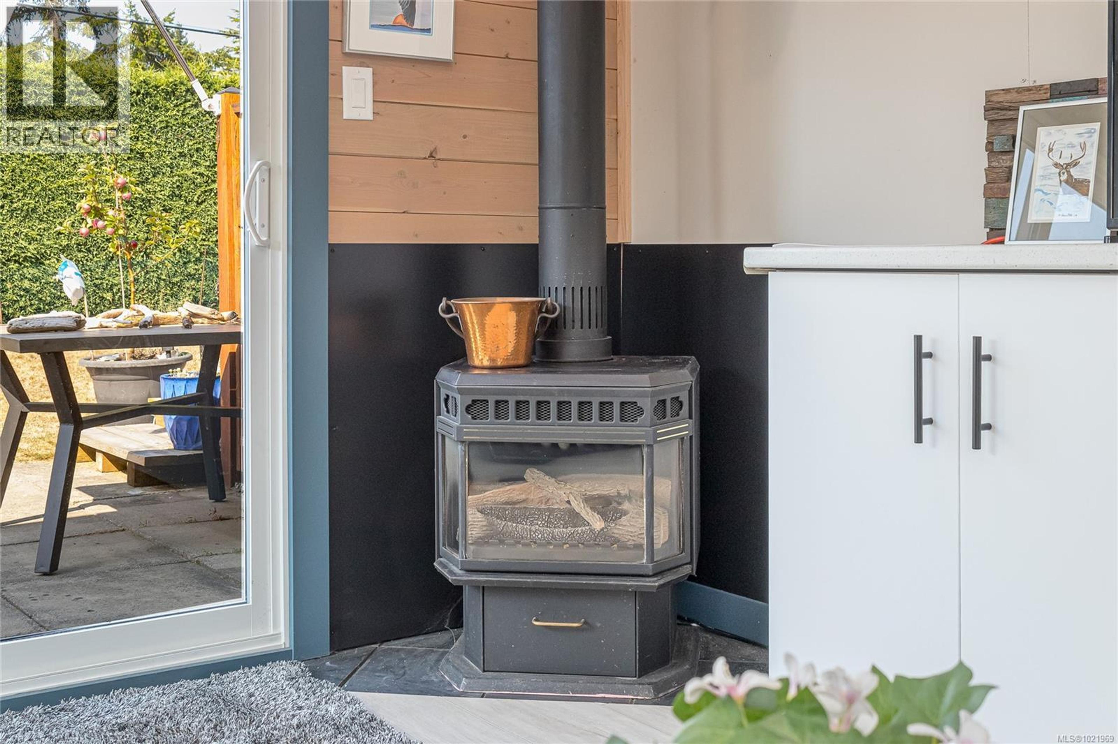 #42 450 STANFORD AVE E - 27