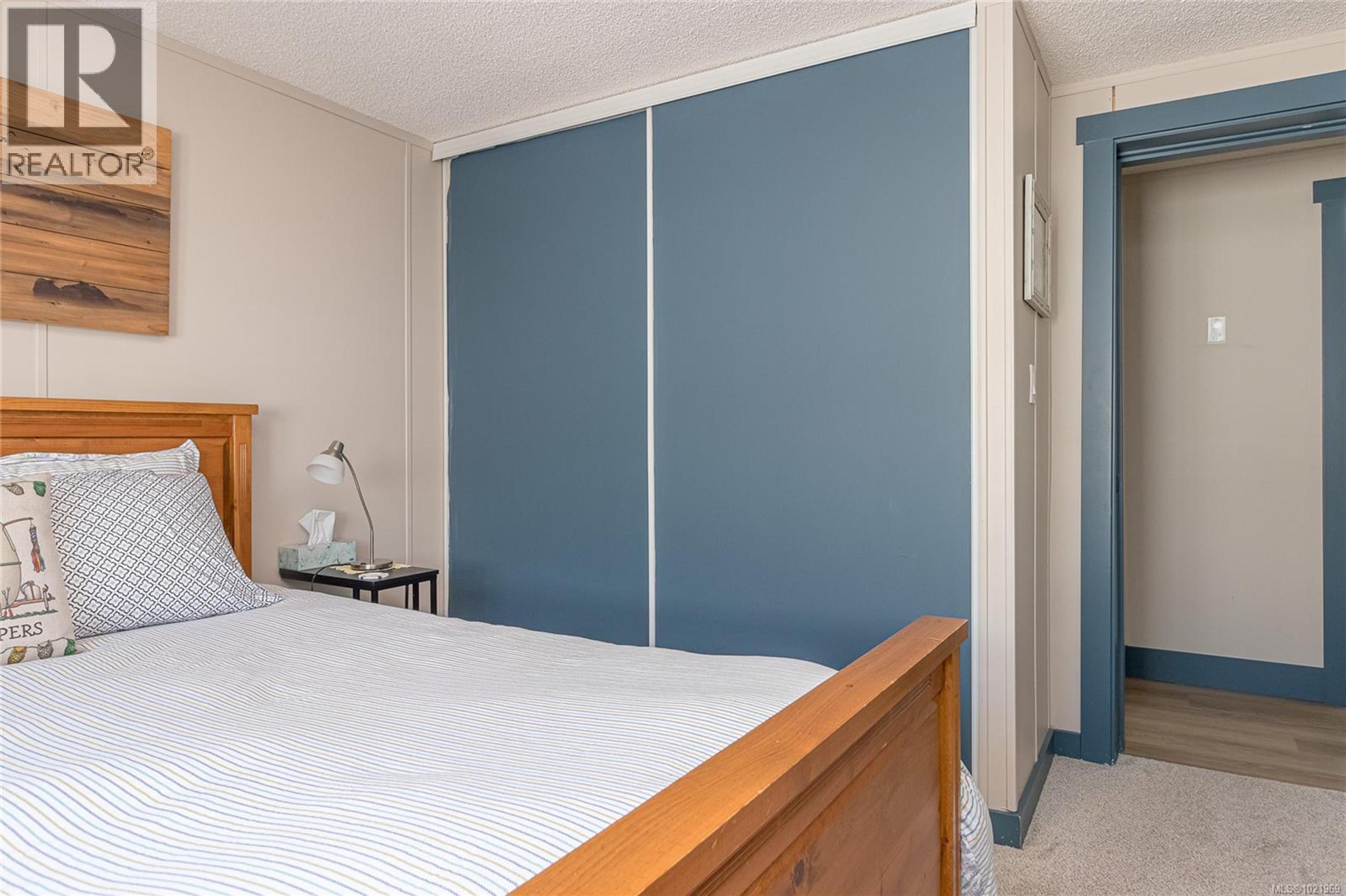 #42 450 STANFORD AVE E - 31