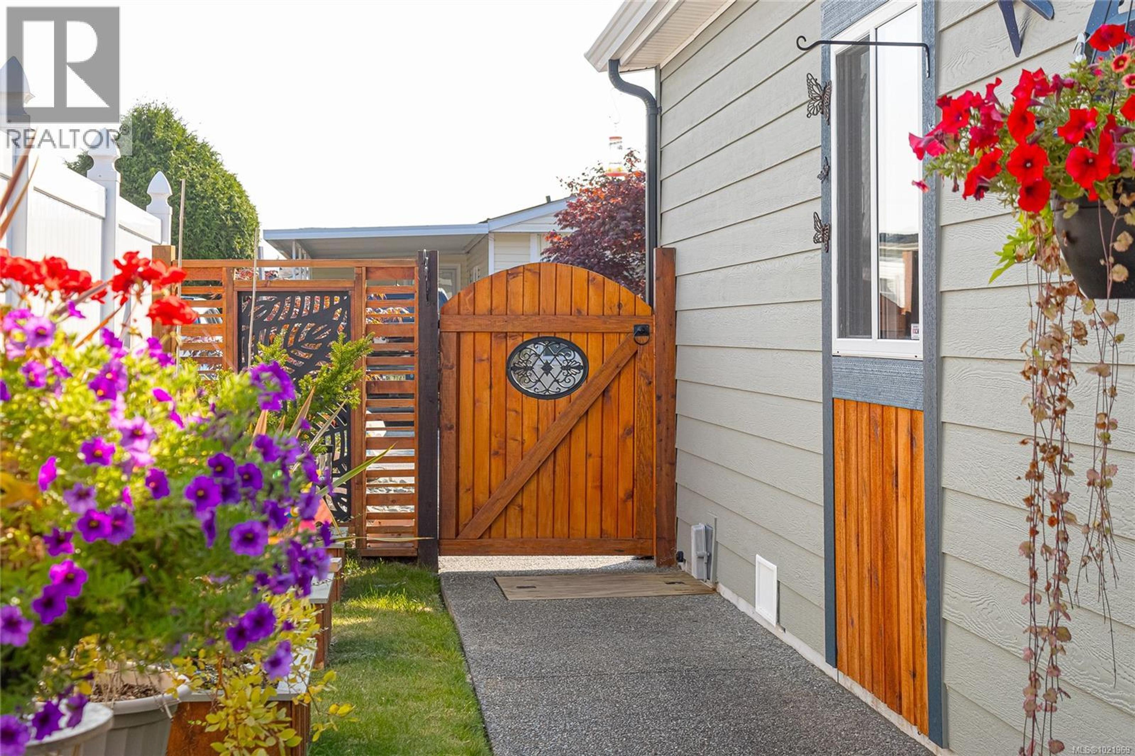 #42 450 STANFORD AVE E - 39