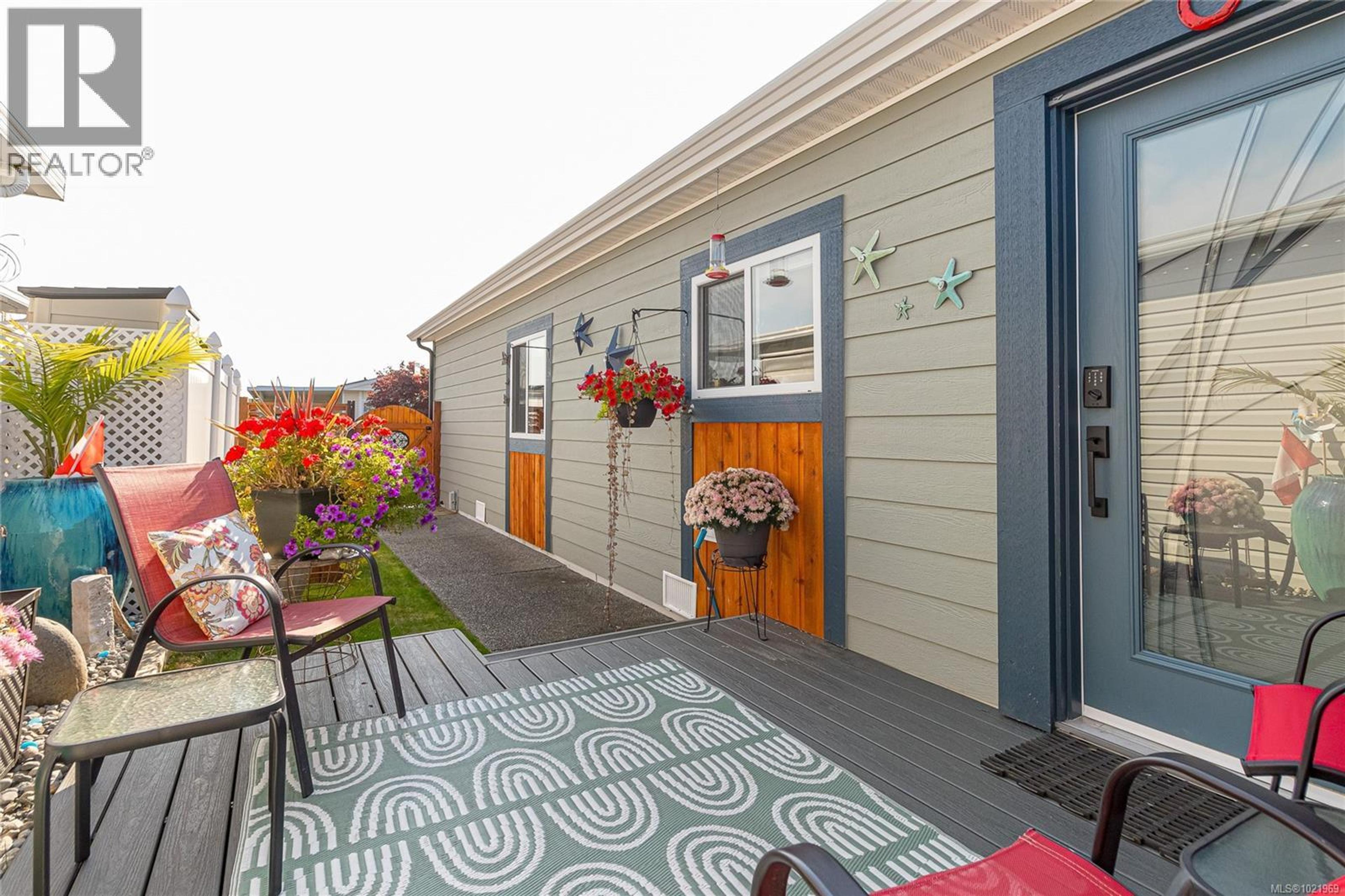 #42 450 STANFORD AVE E - 44