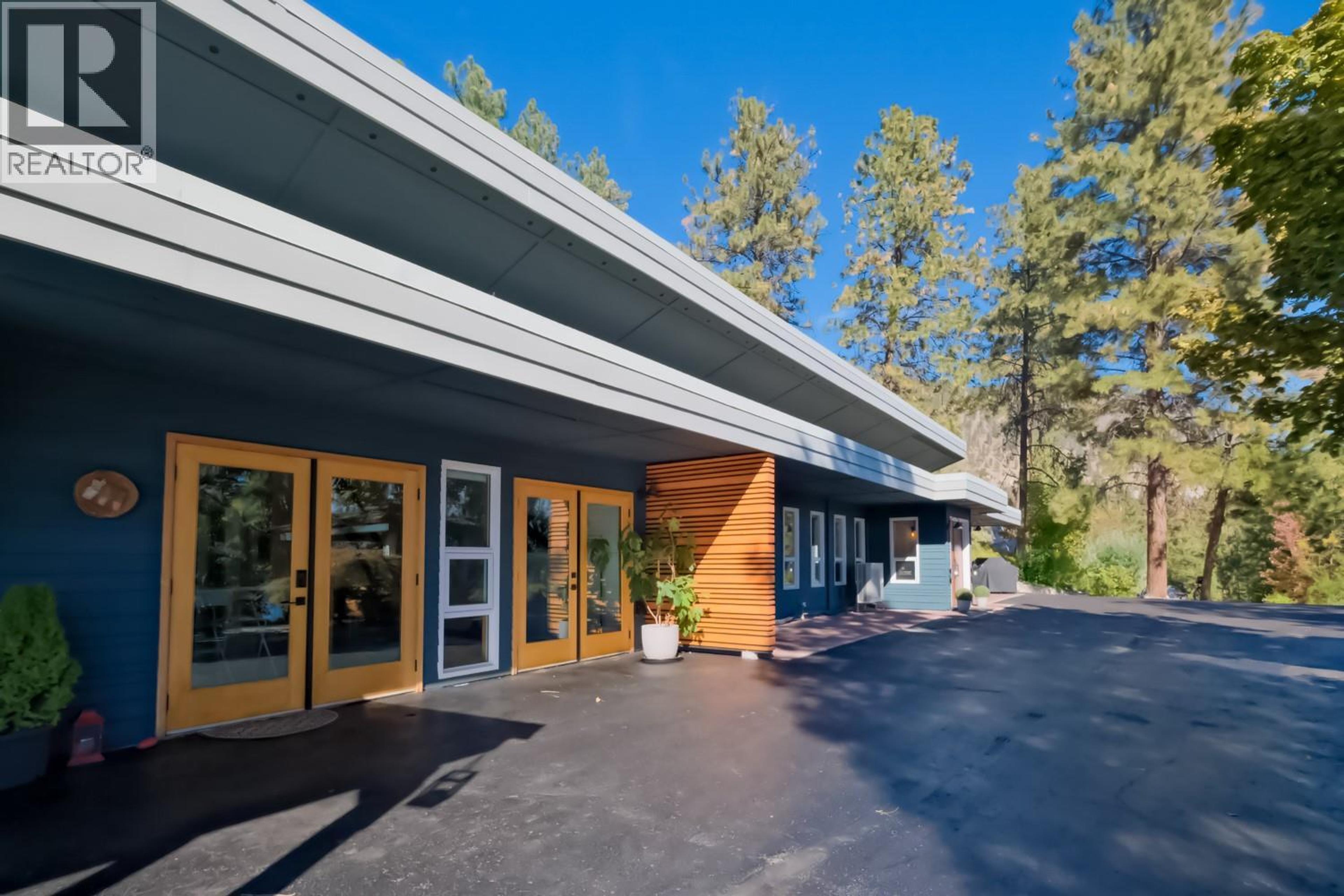 5290 TREPANIER BENCH ROAD - Image 2