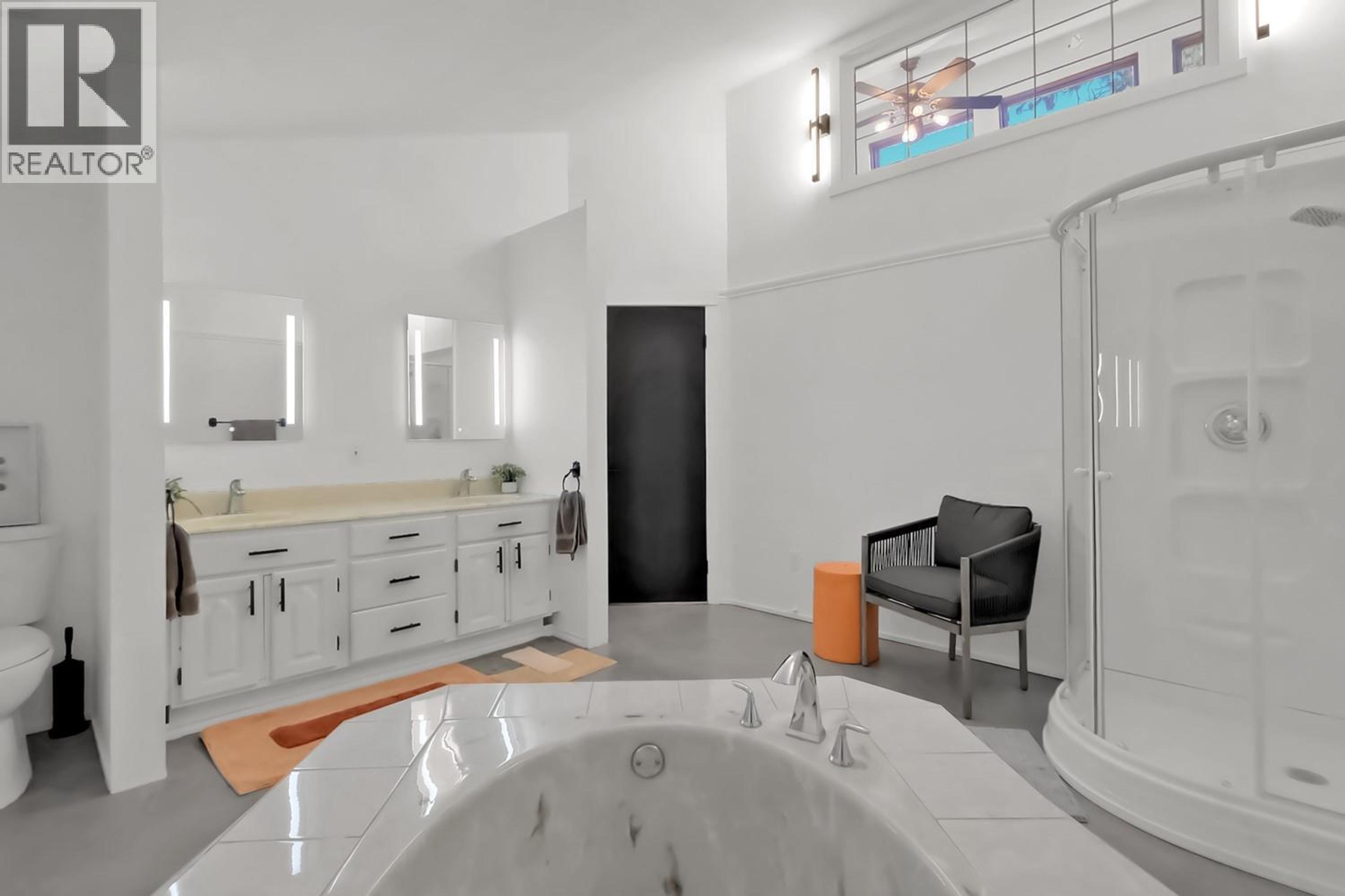 5290 TREPANIER BENCH ROAD - 21