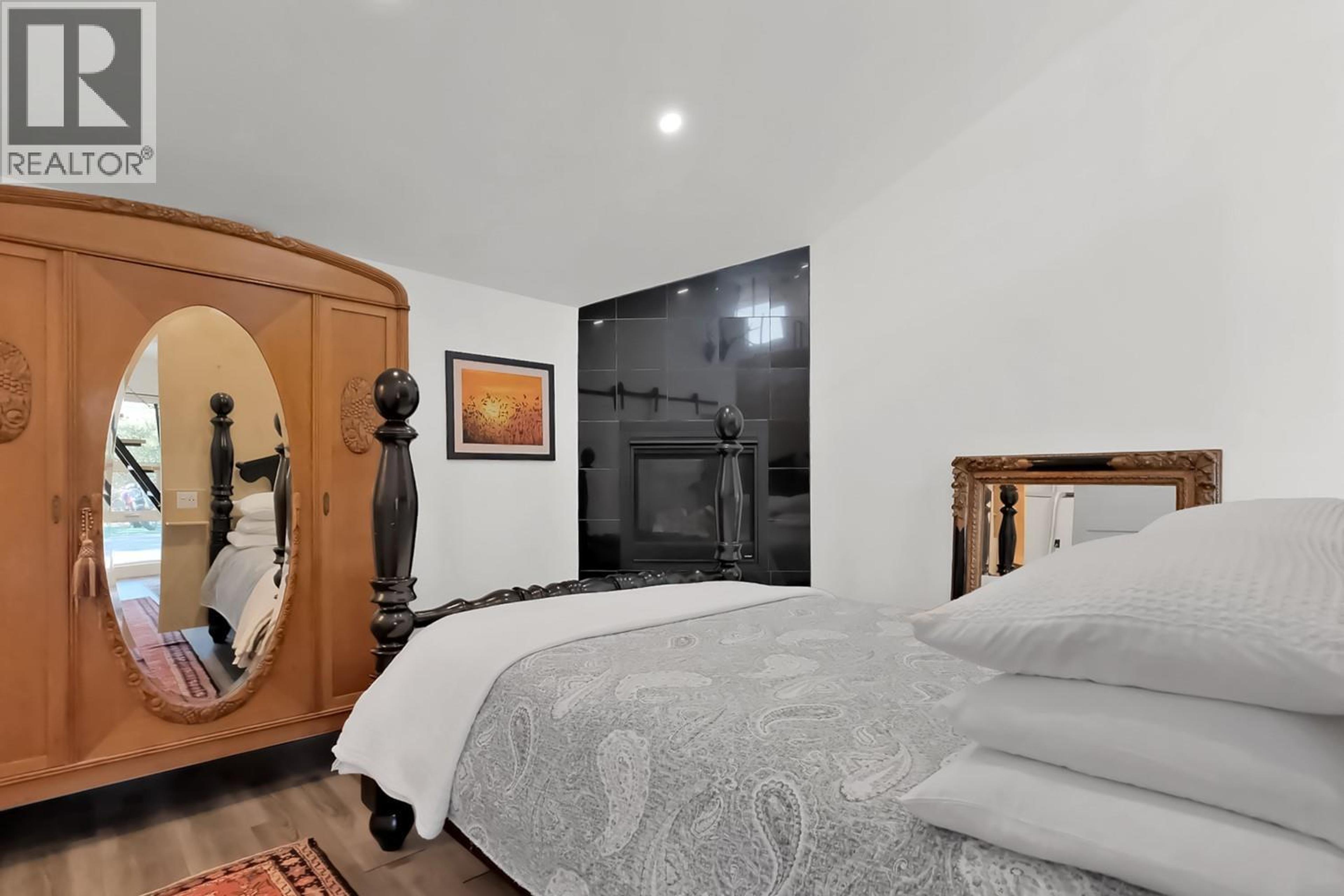 5290 TREPANIER BENCH ROAD - 28