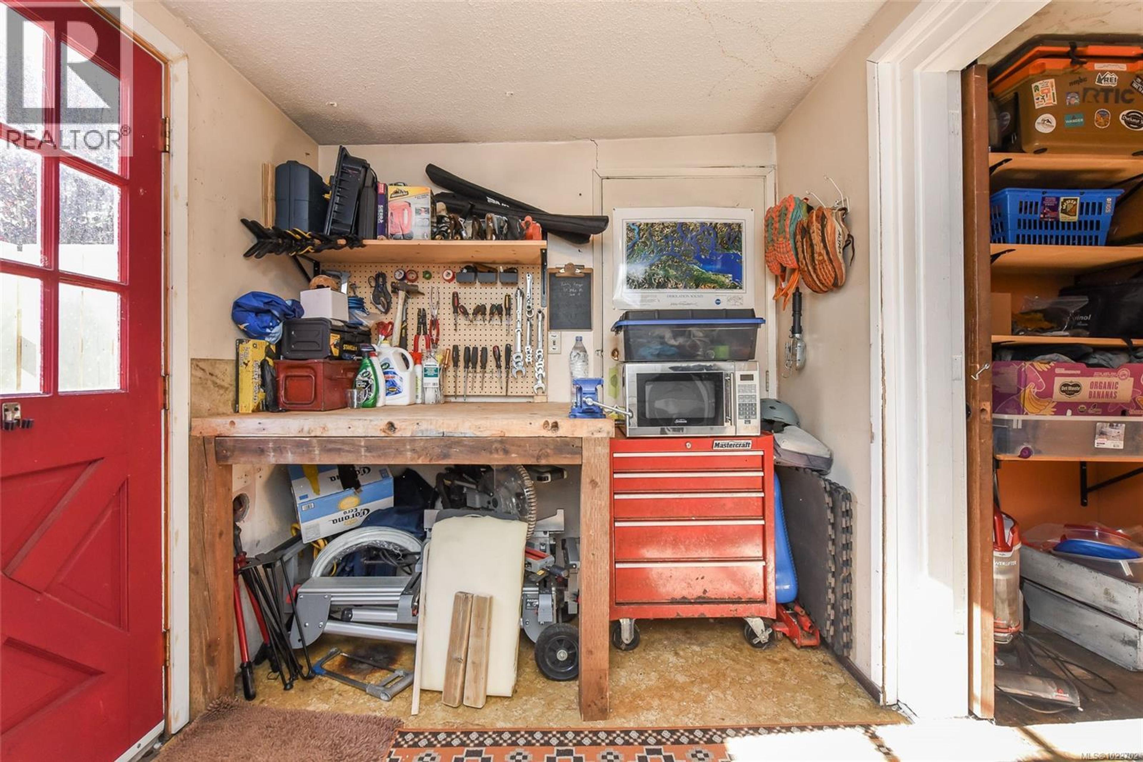 2767 ULVERSTON AVE - 17