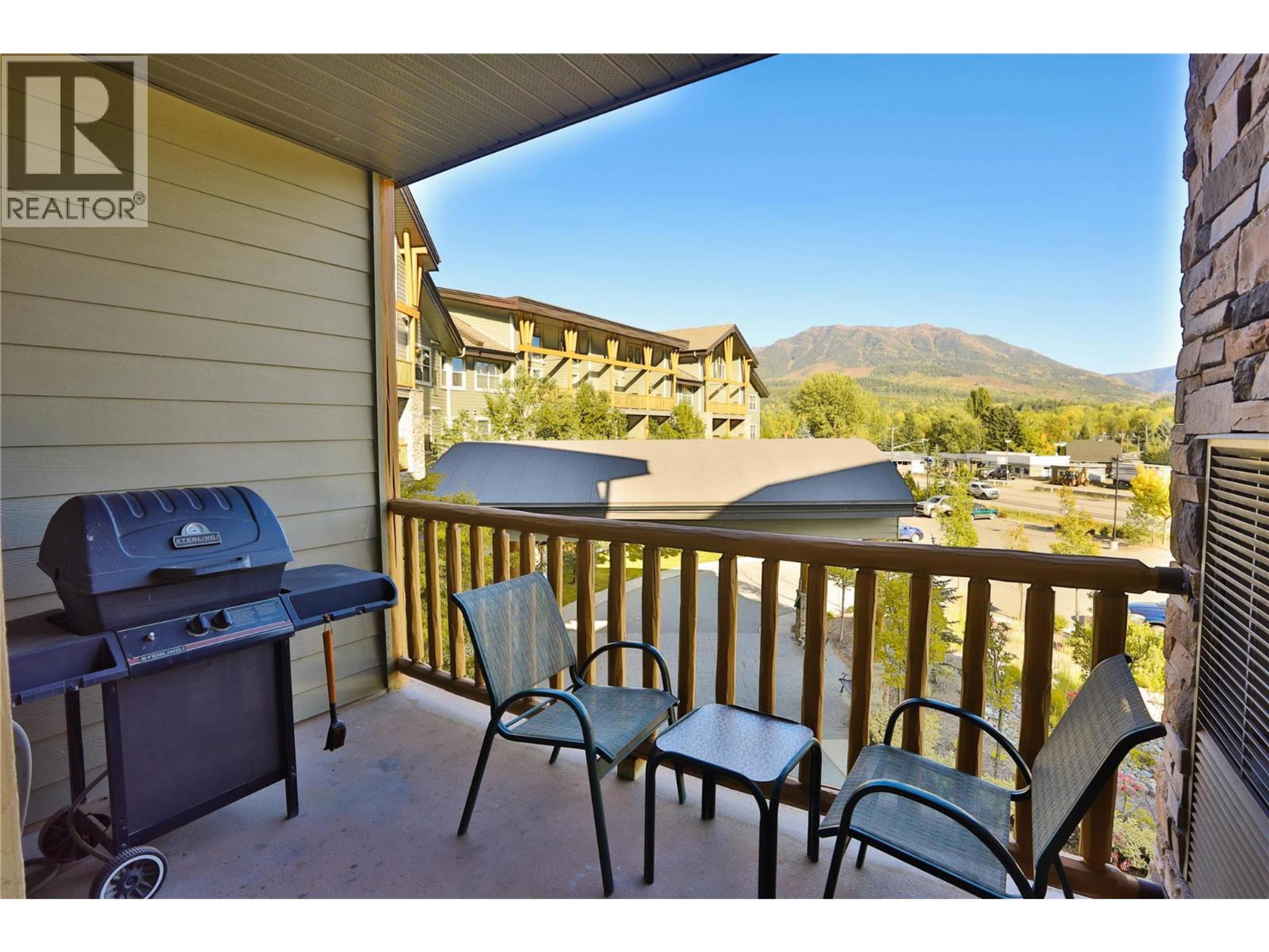 #305 1500 MCDONALD AVENUE - 28