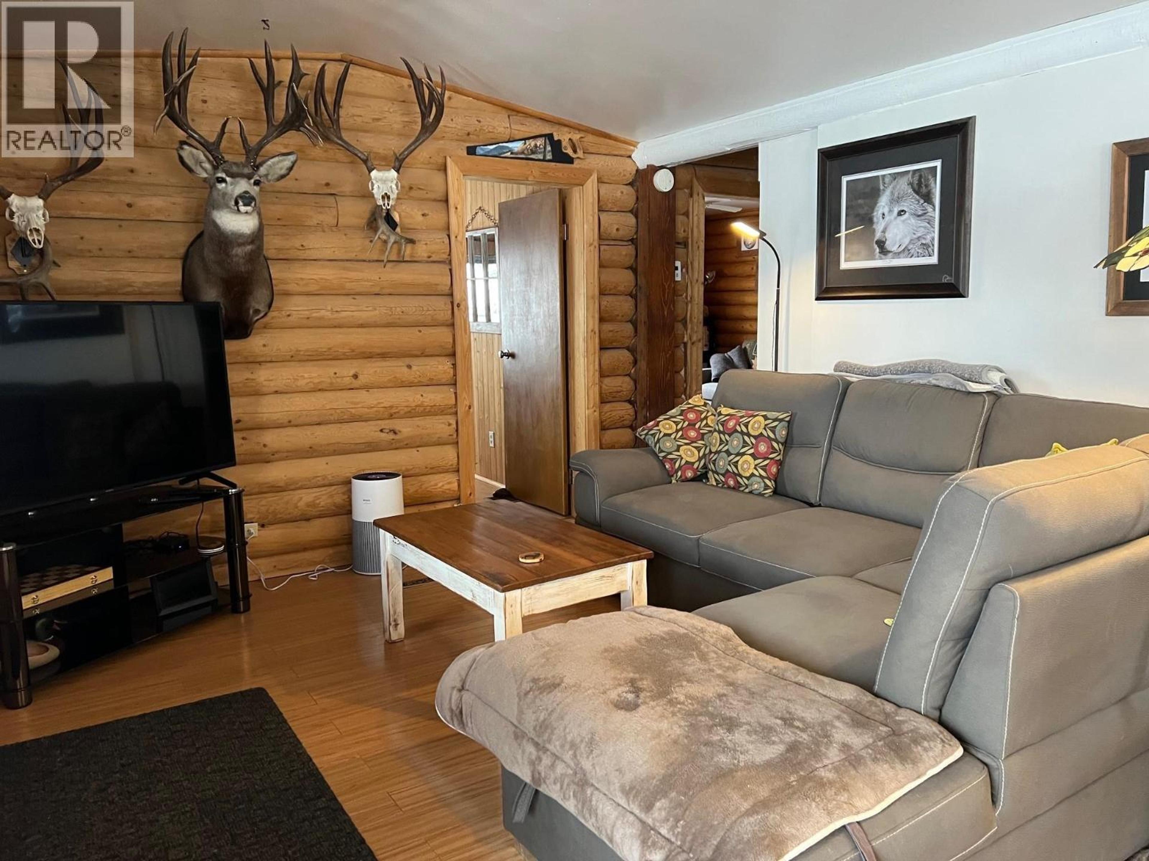 9441 BEATTIE DRIVE - 9