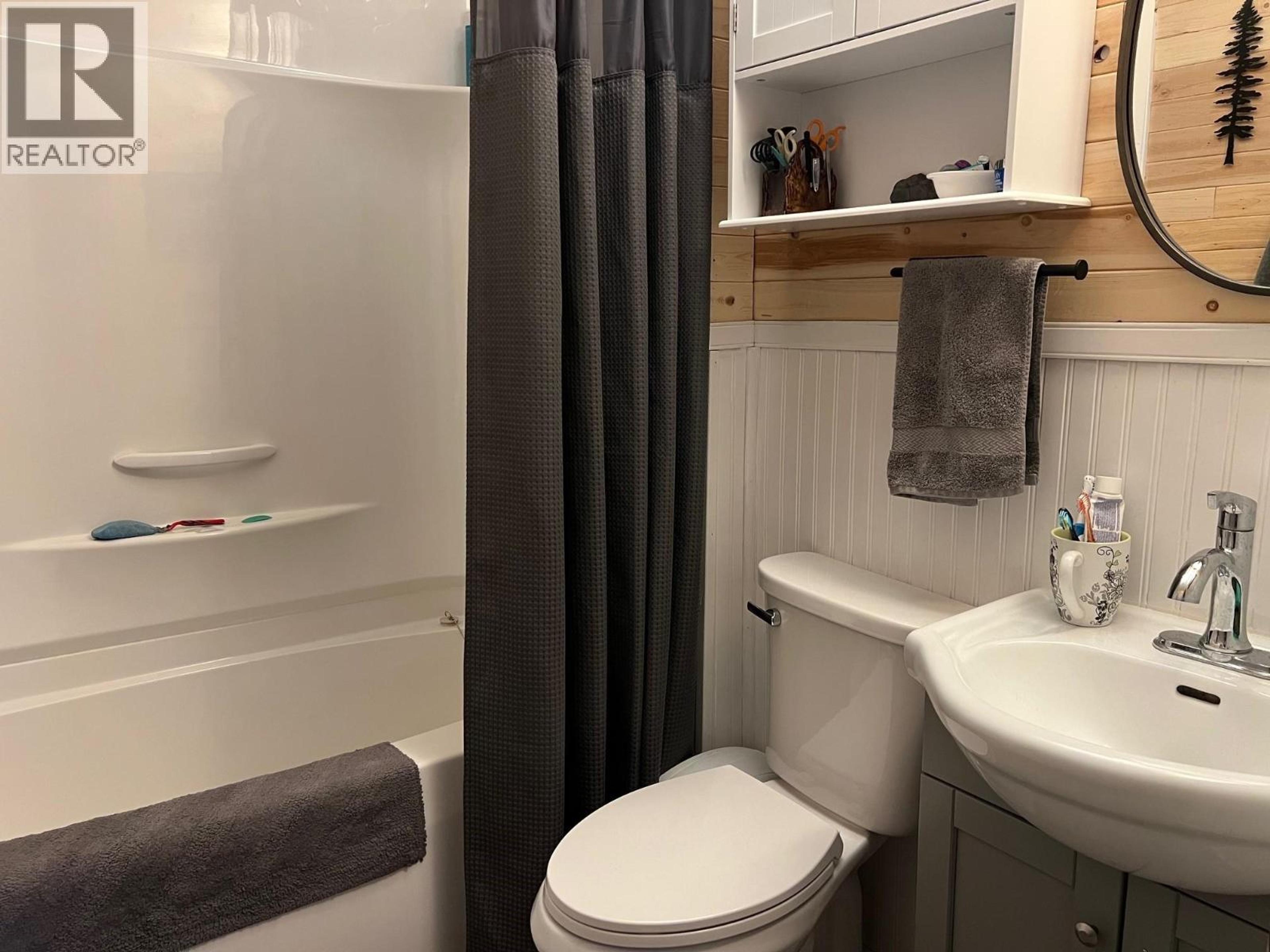 9441 BEATTIE DRIVE - 11