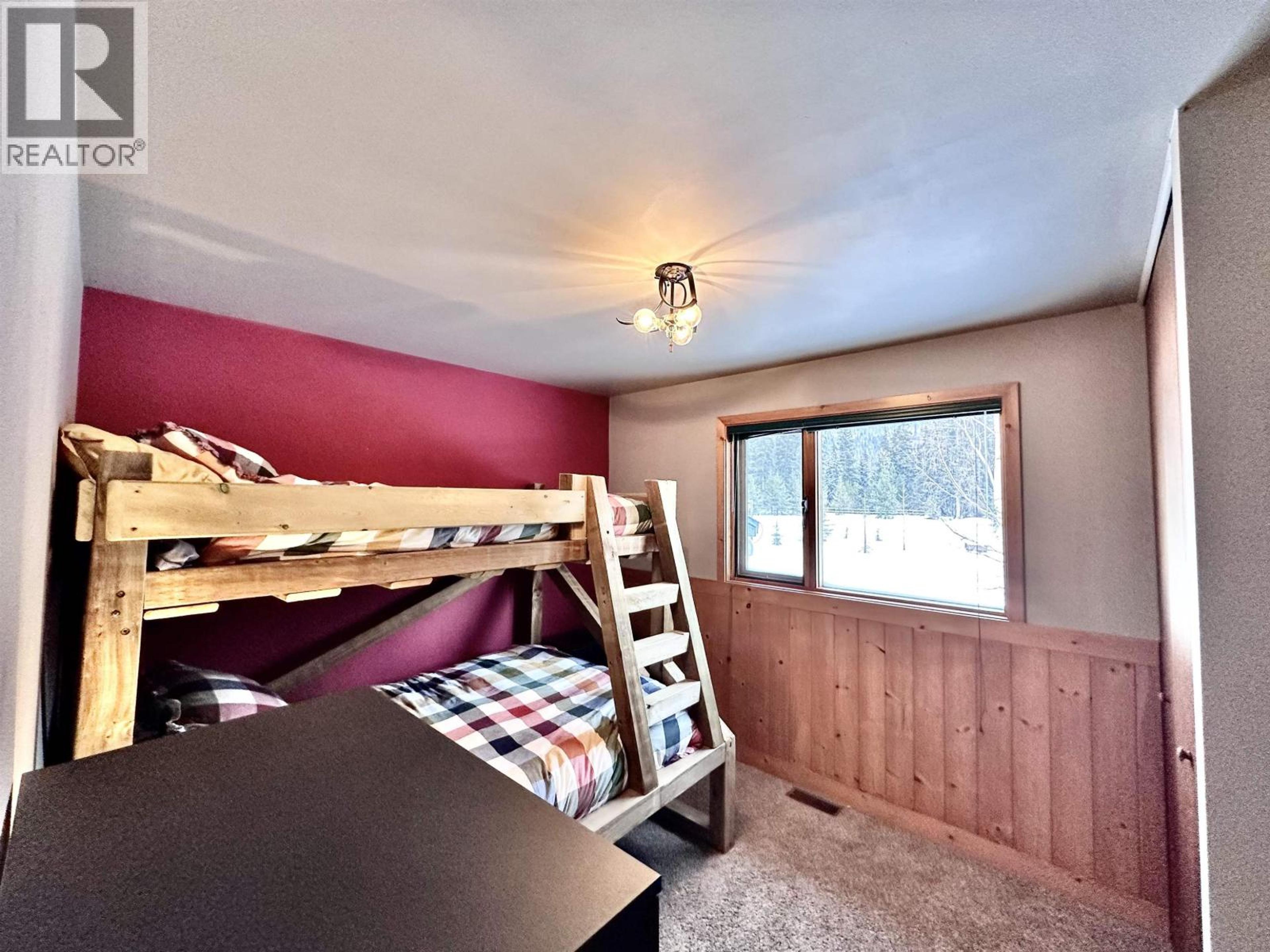 3235 MCLENNAN ROAD - 9