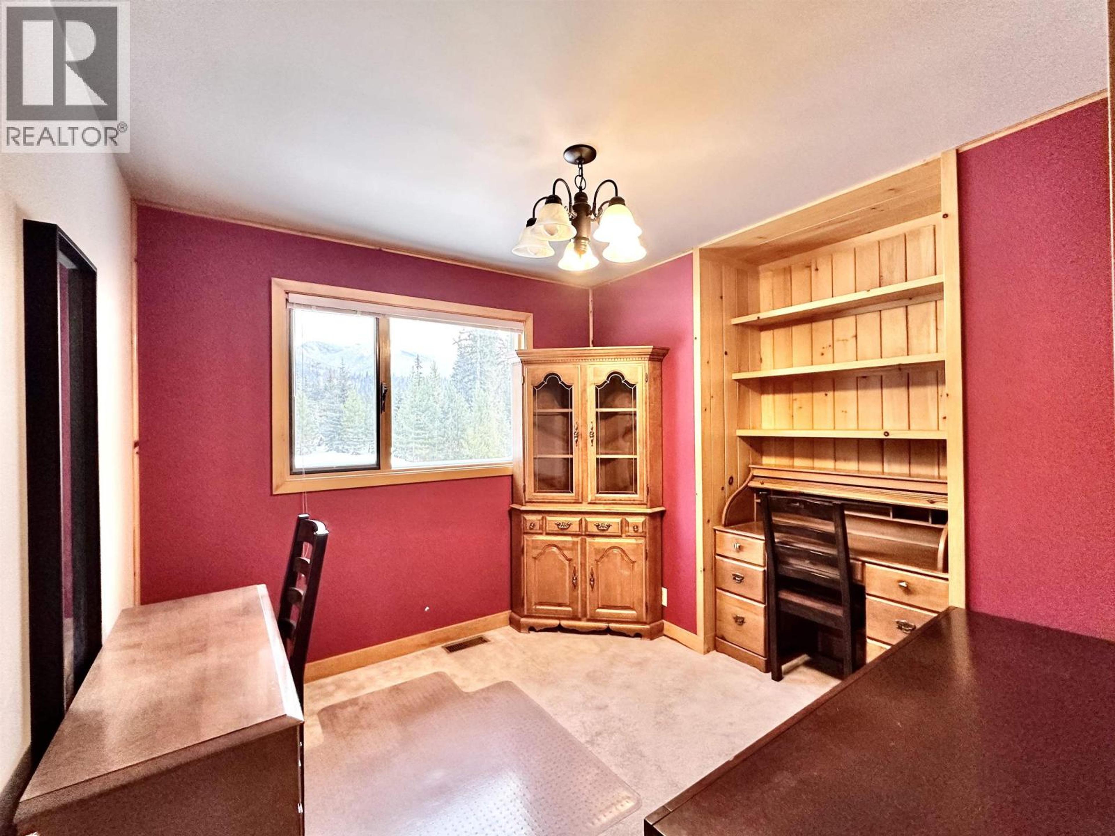 3235 MCLENNAN ROAD - 10