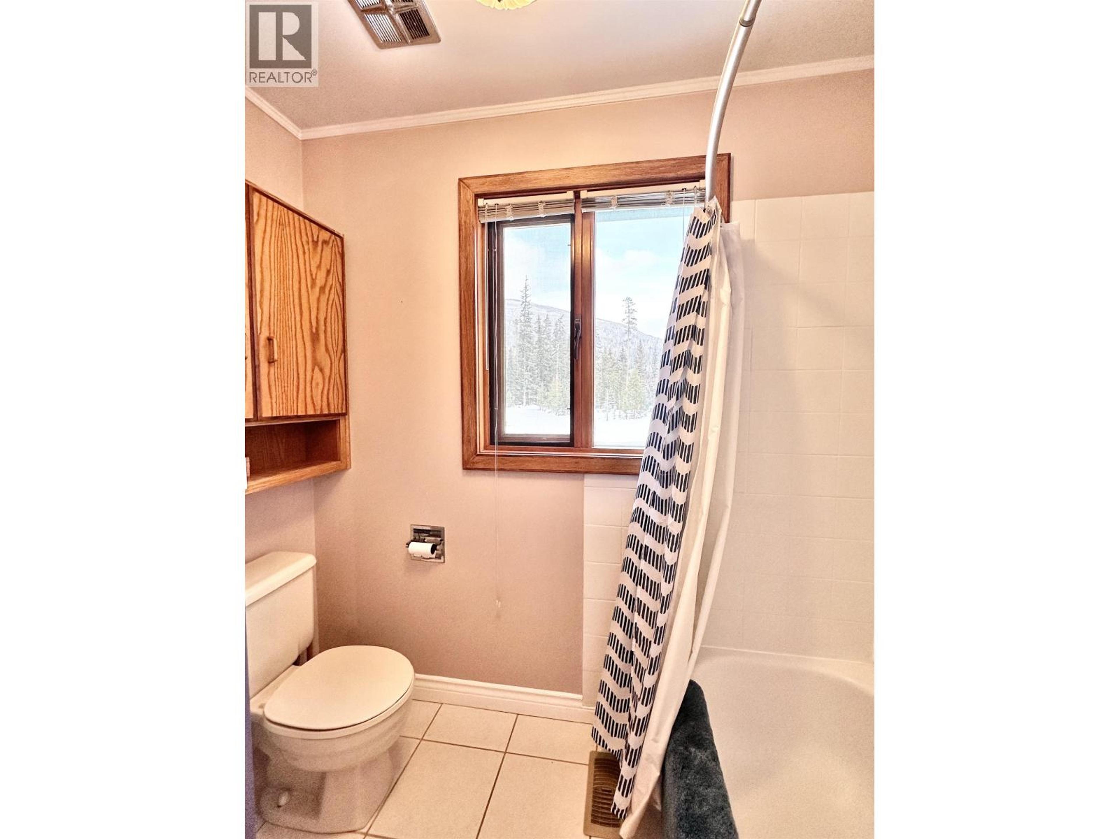 3235 MCLENNAN ROAD - 11