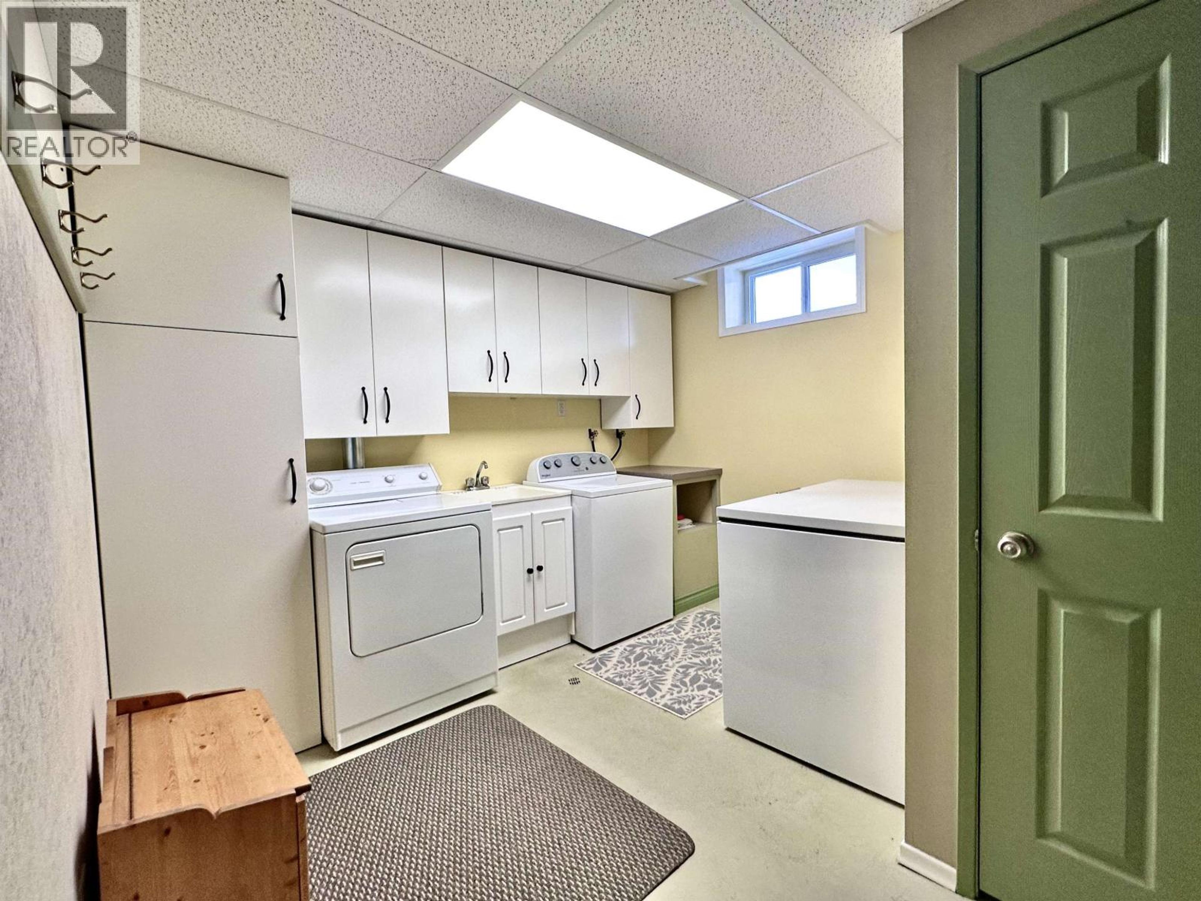 3235 MCLENNAN ROAD - 15