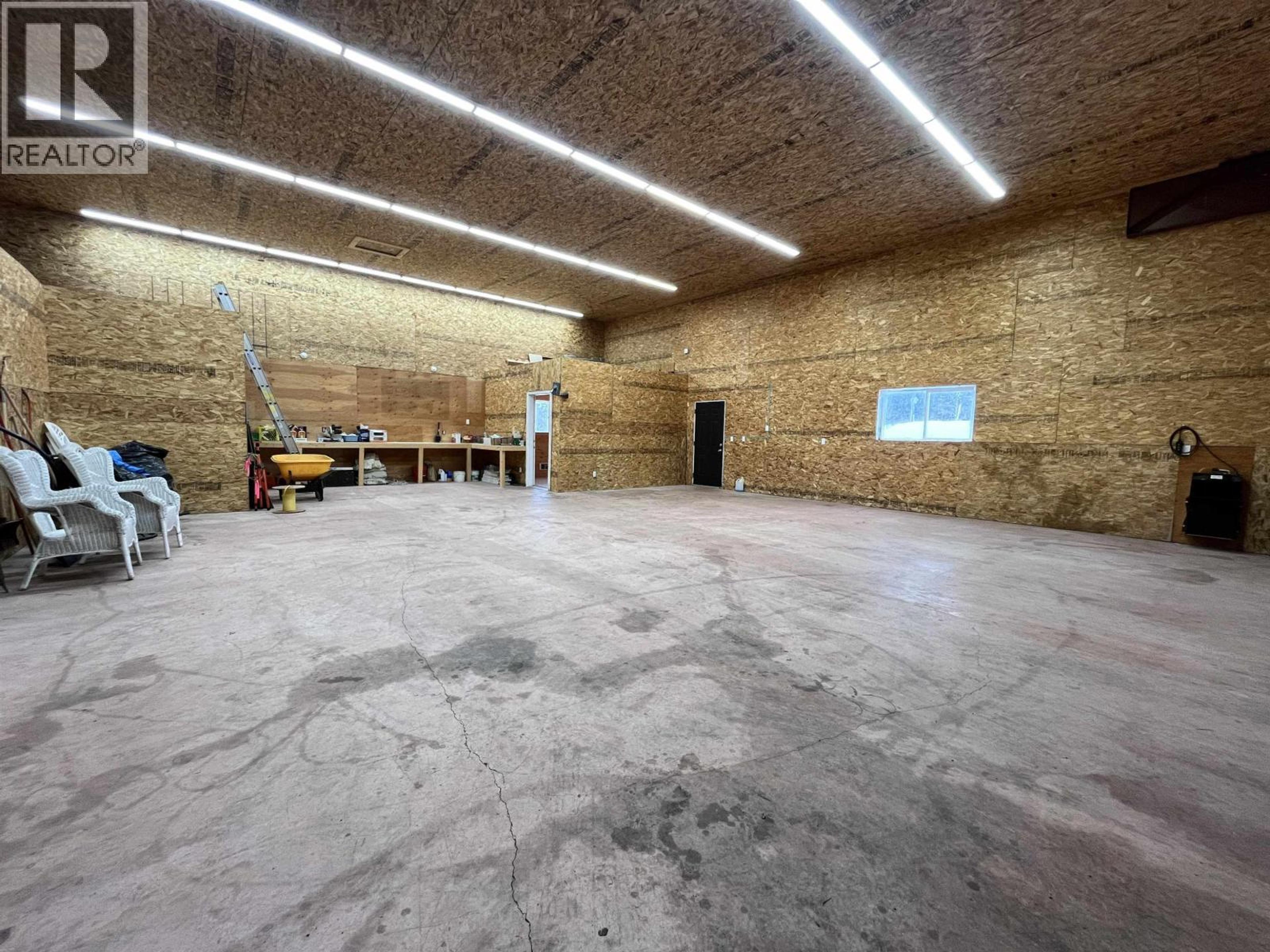 5574 LAKESIDE COURT - 17