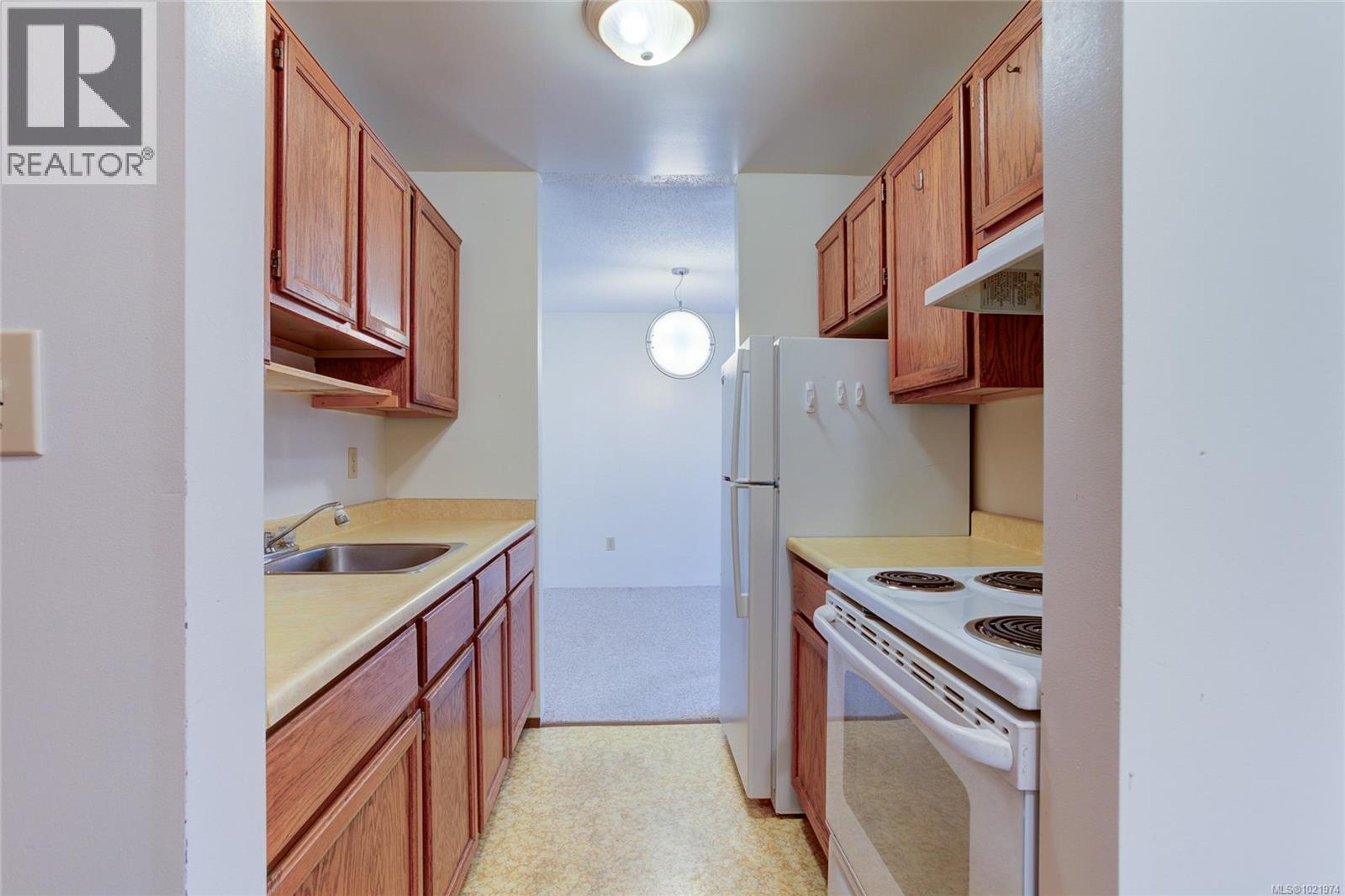 #206 18 KING GEORGE ST - 10