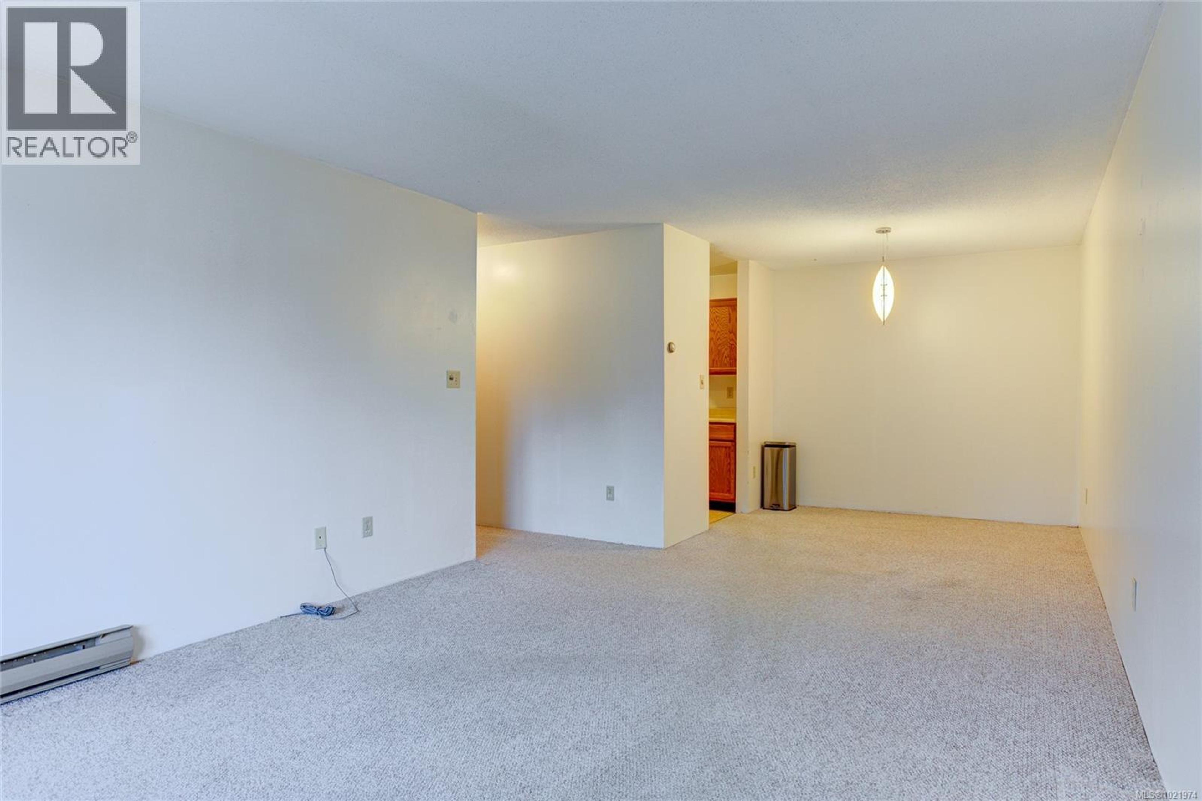 #206 18 KING GEORGE ST - 13